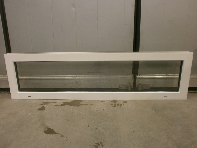 AK-39, PVC fönster 15x4 (1490x390), 2K4 fast, Vit