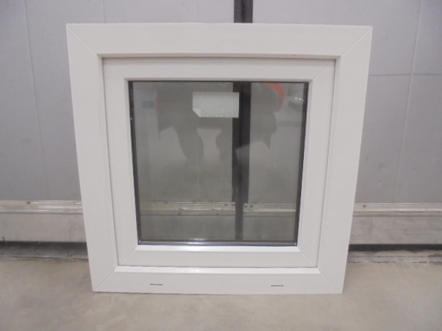 AK-46, PVC fönster 6x6 (590x590), 2K4 OPEN, Vit