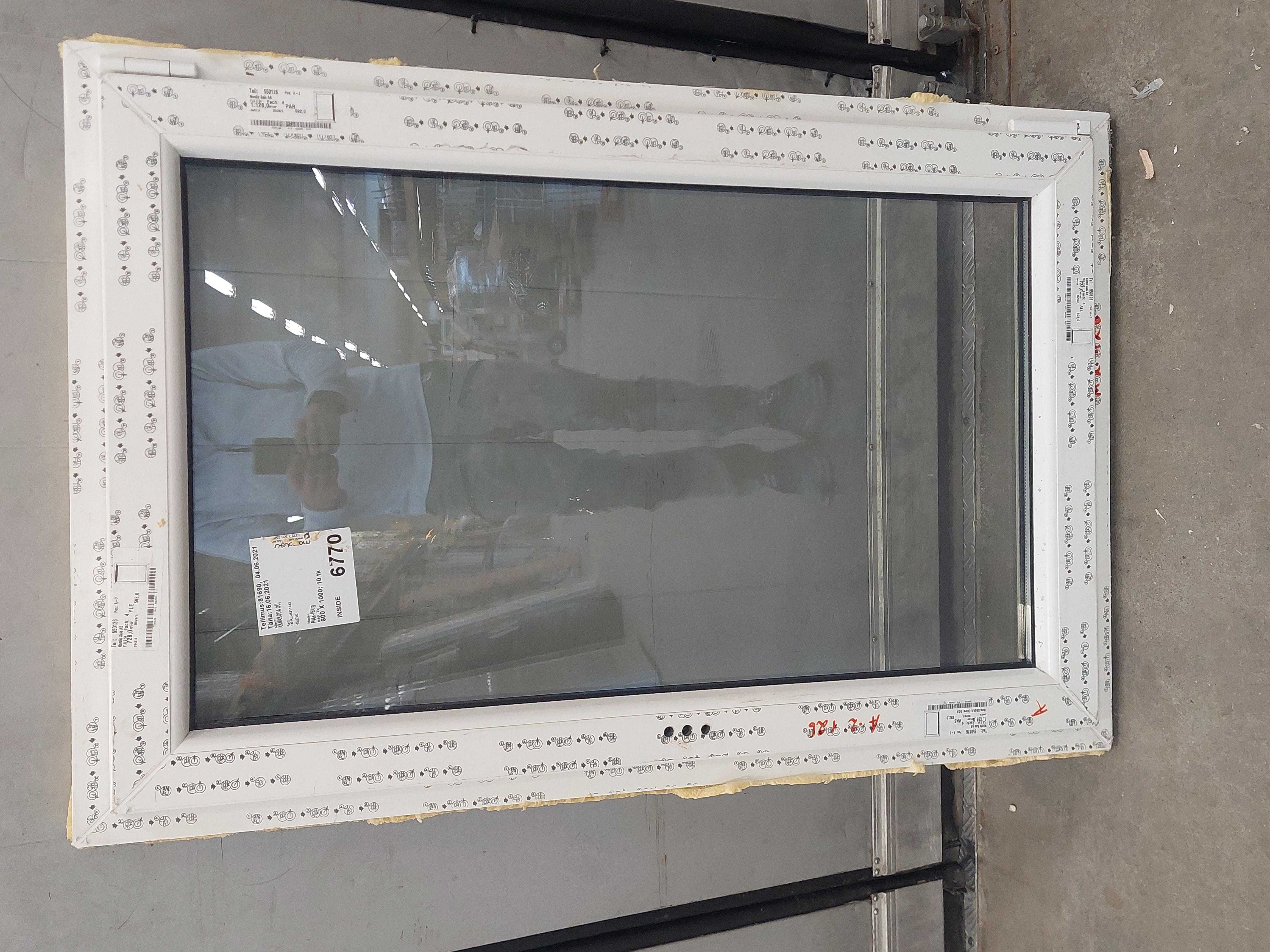 Huha-34, PVC fönster 8x12 (790x1190), 2K4 OPEN, Vit