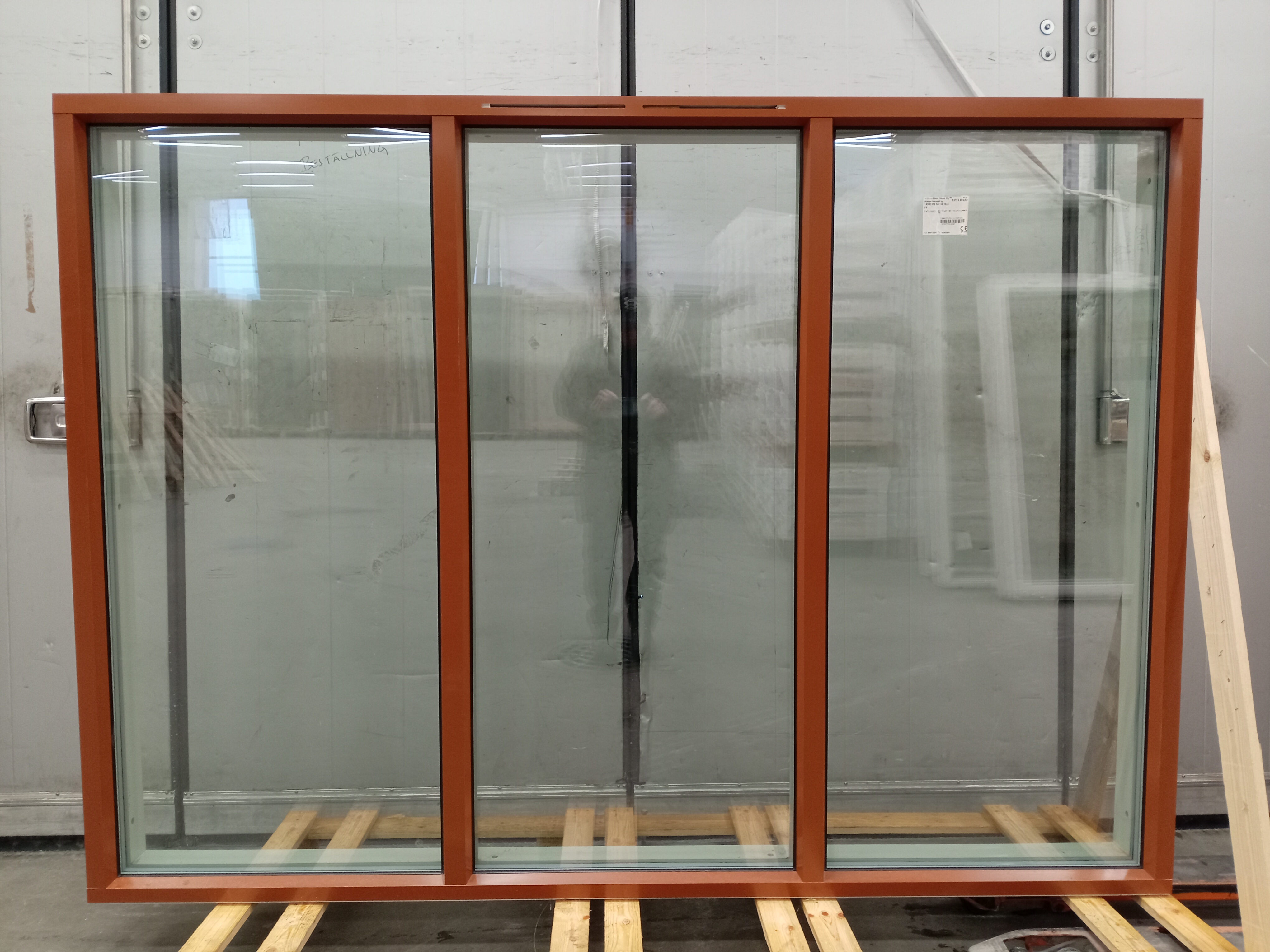 ALA-217, MEKA 170, 2400x1740, Vit/Brunröd, E-MODELL