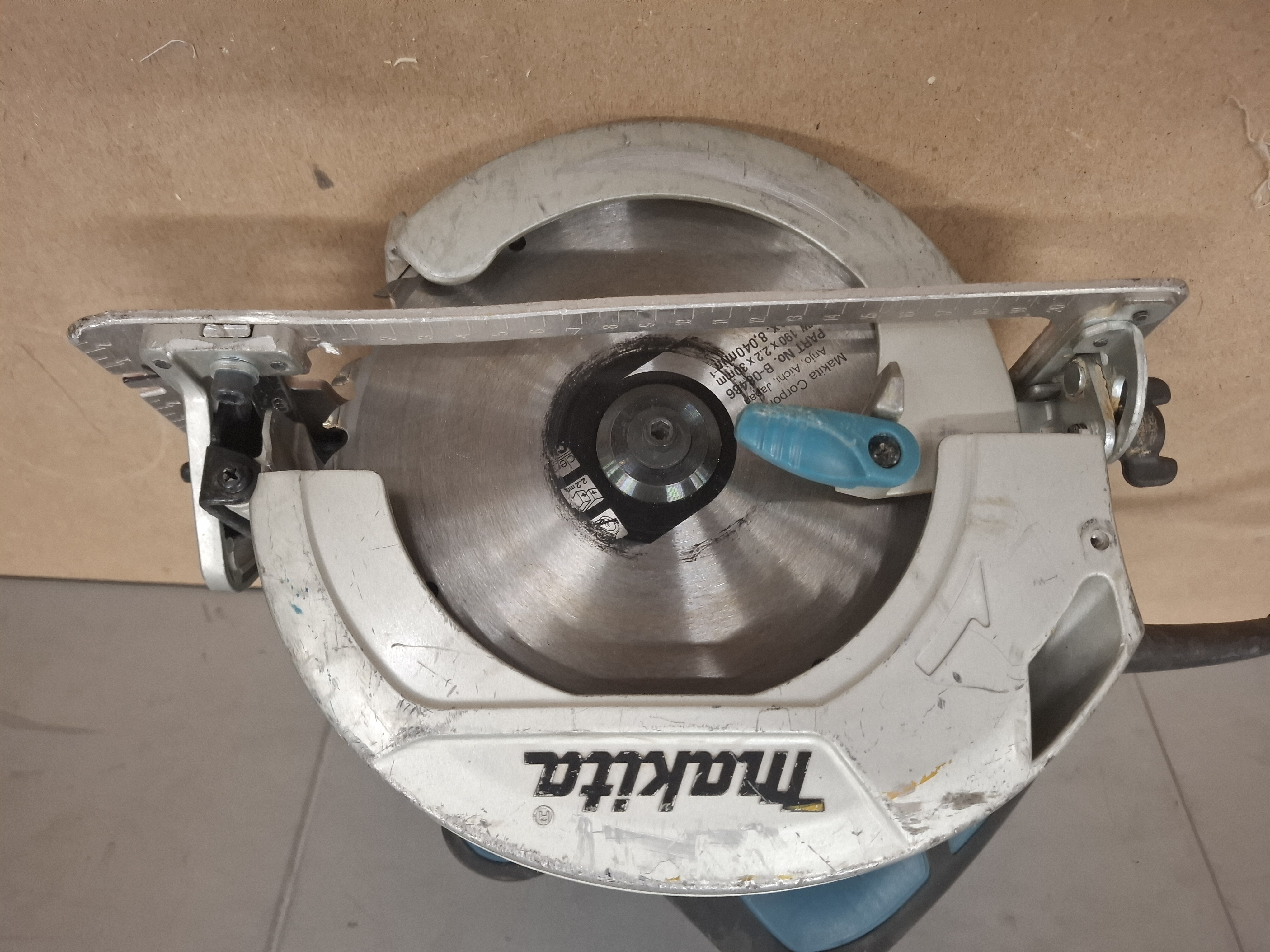 Makita HS7601J eldriven handcirkelsåg. No 678