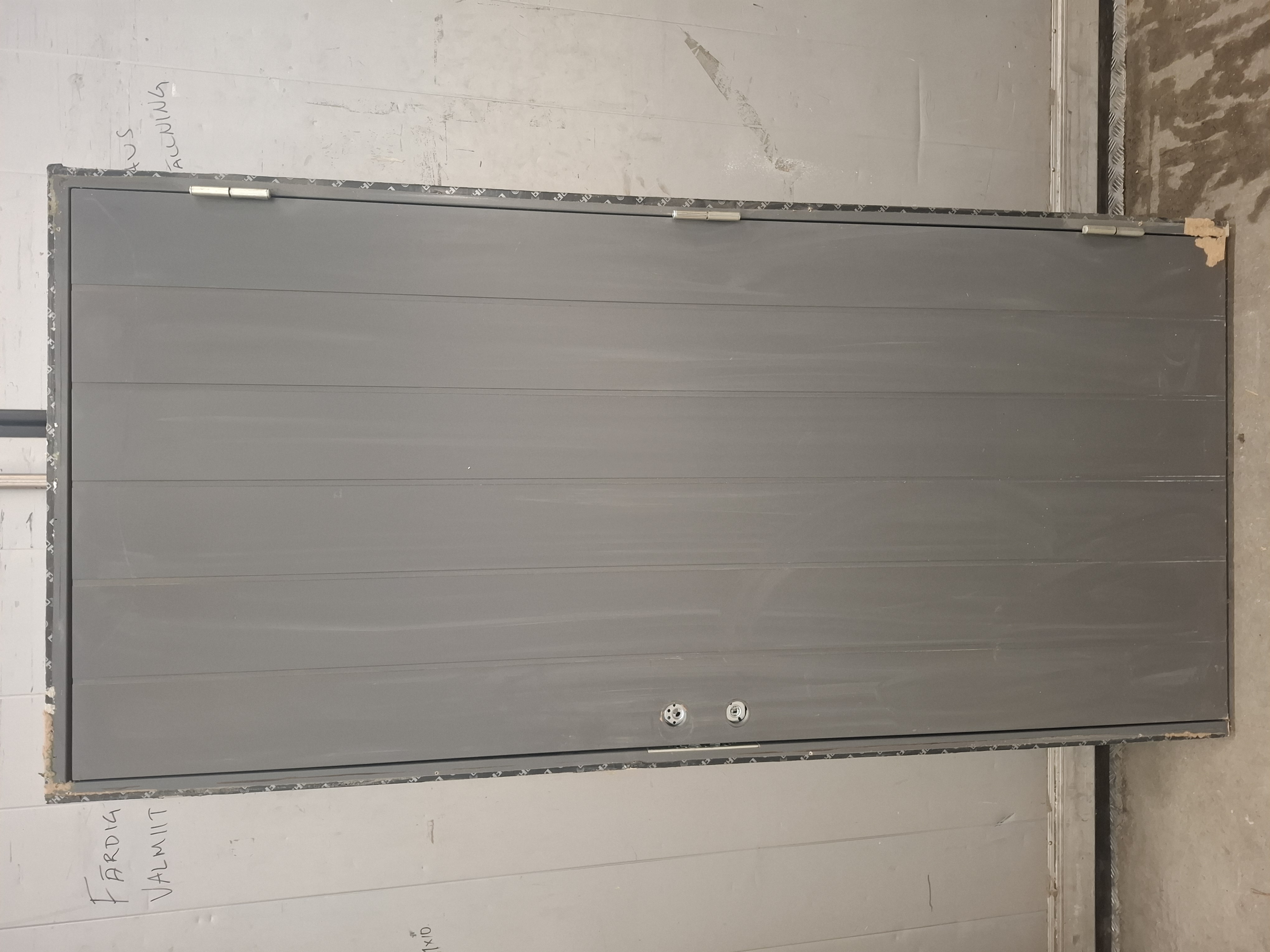 EDUX-737, Ytterdörr 10x21 (990x2090), höger, grå