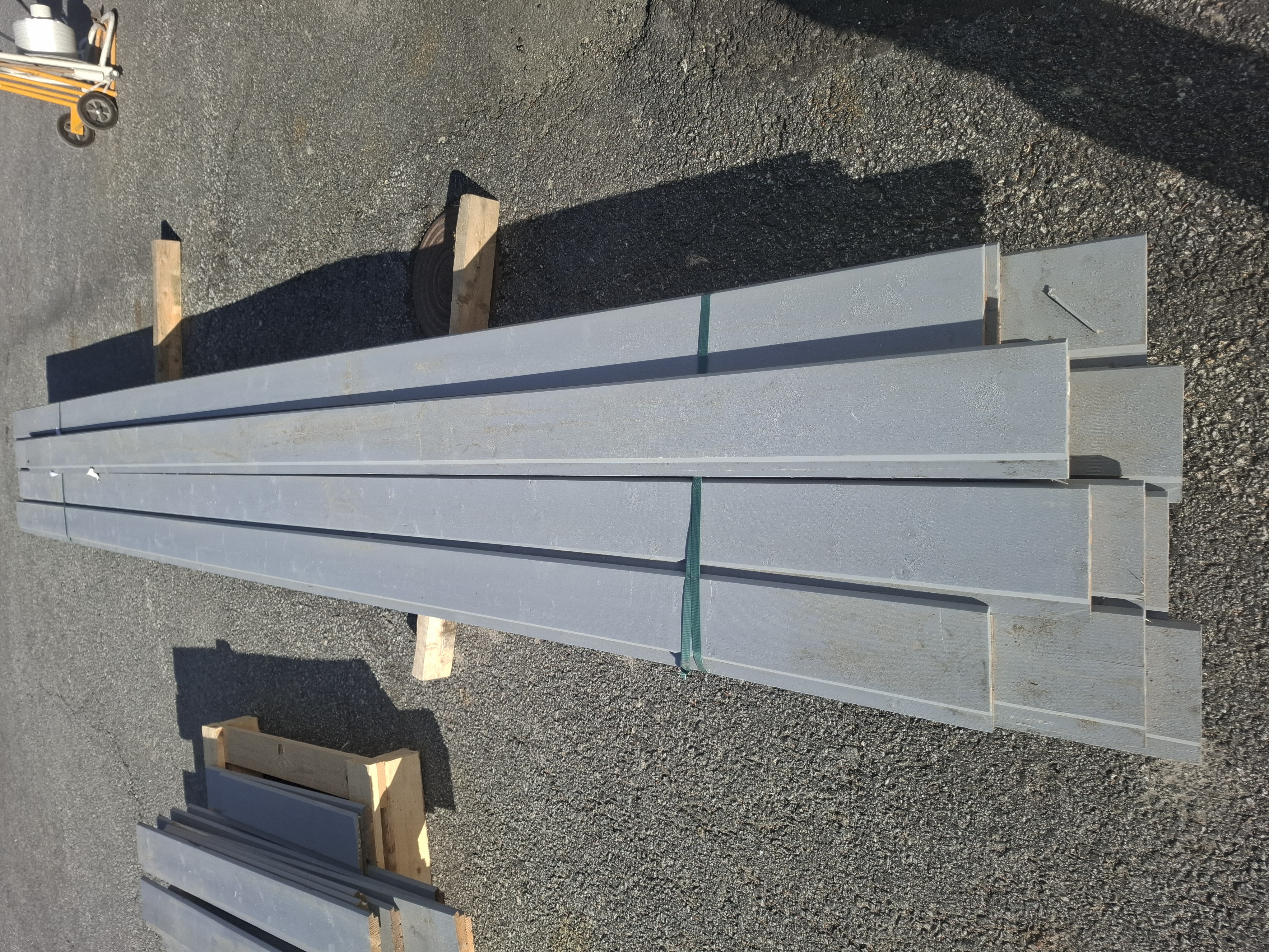 Parti ytterpanel UTV 20 x 145 x 4500mm. grå. 108lm