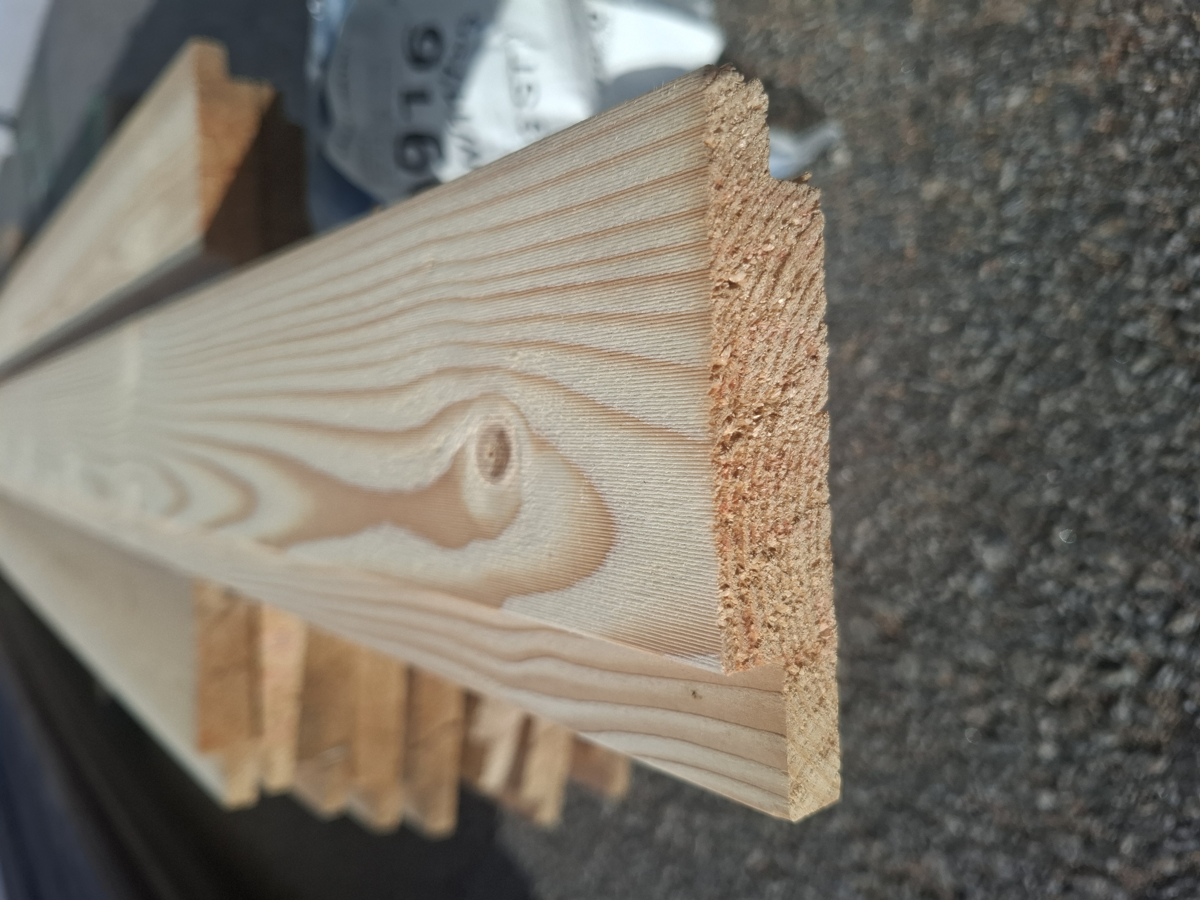 Parti ytterpanel UYS 23 x 95 x 4800mm. 120lm