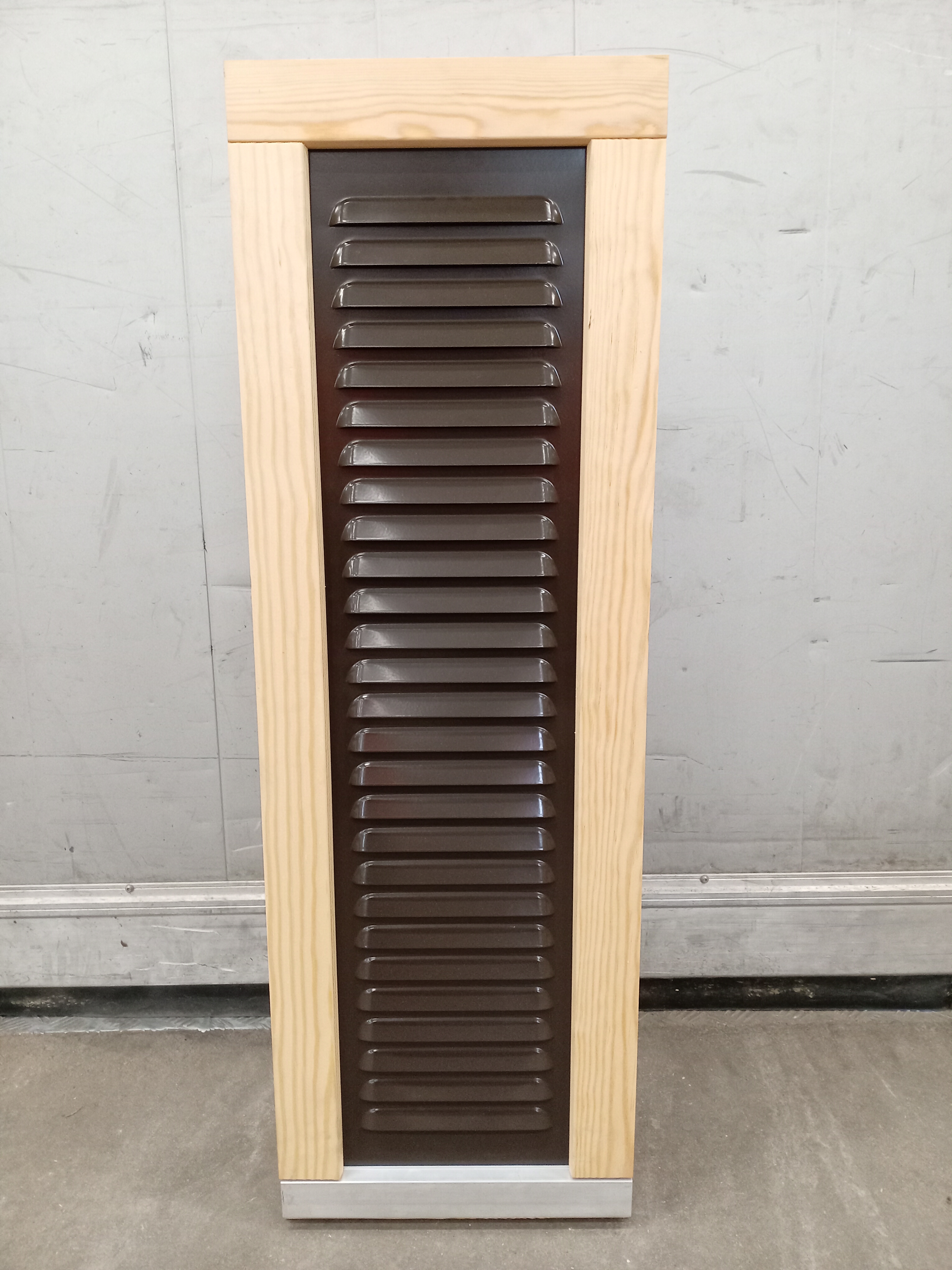 HRI-260, VL 131, 3x9 (290x890), Trä, VL