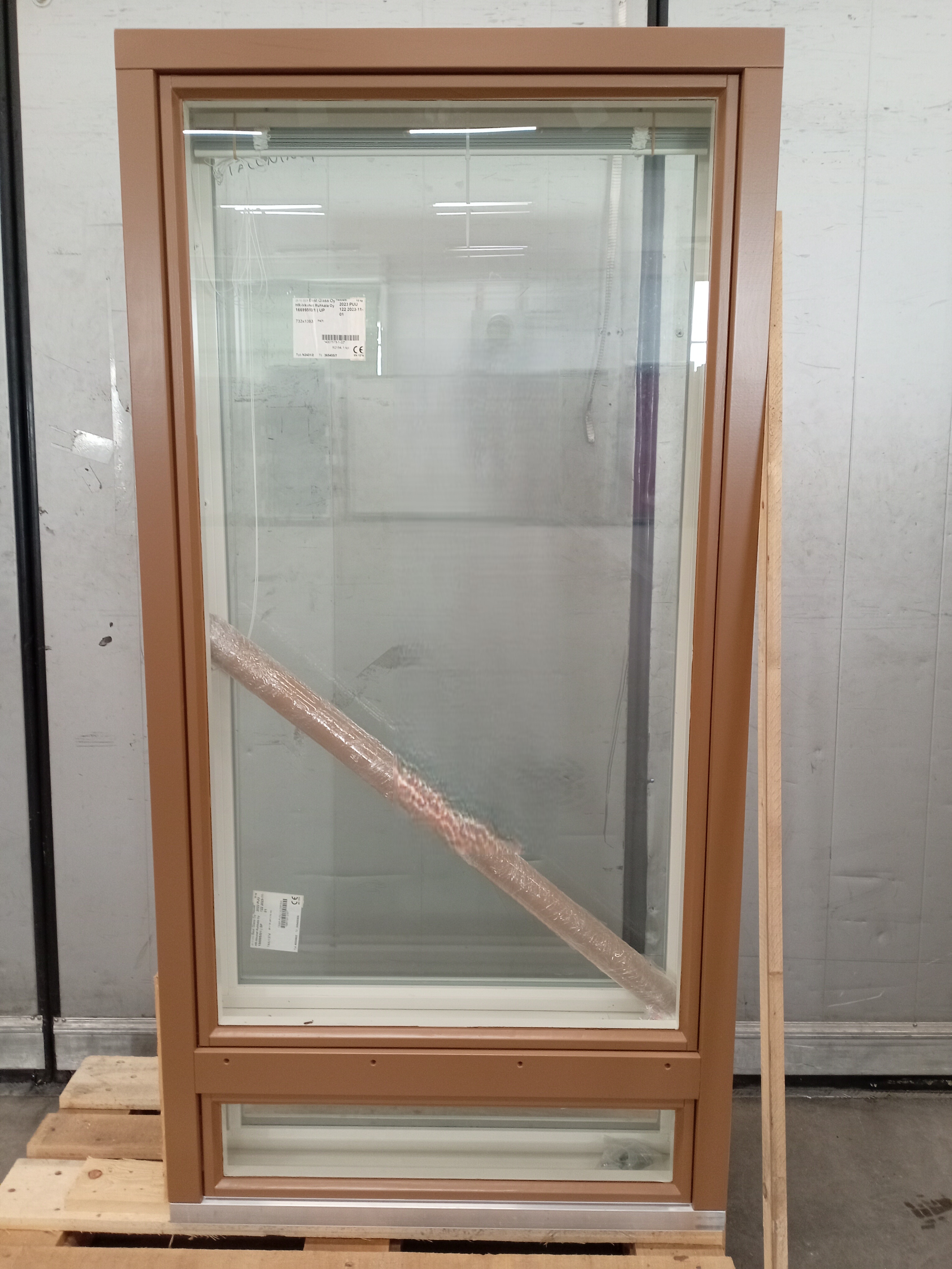 HRI-285, MSE 175, 880x1770, Valk/Rusk, F-MALLI