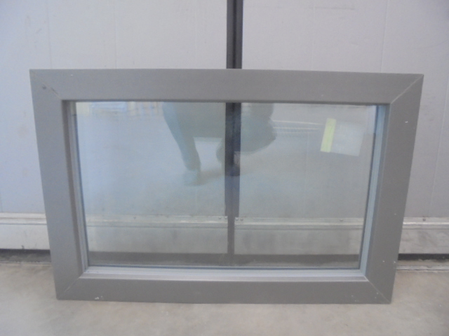 ICC-170, PVC82, 890x590, Vit/Brungrå, 3K fast