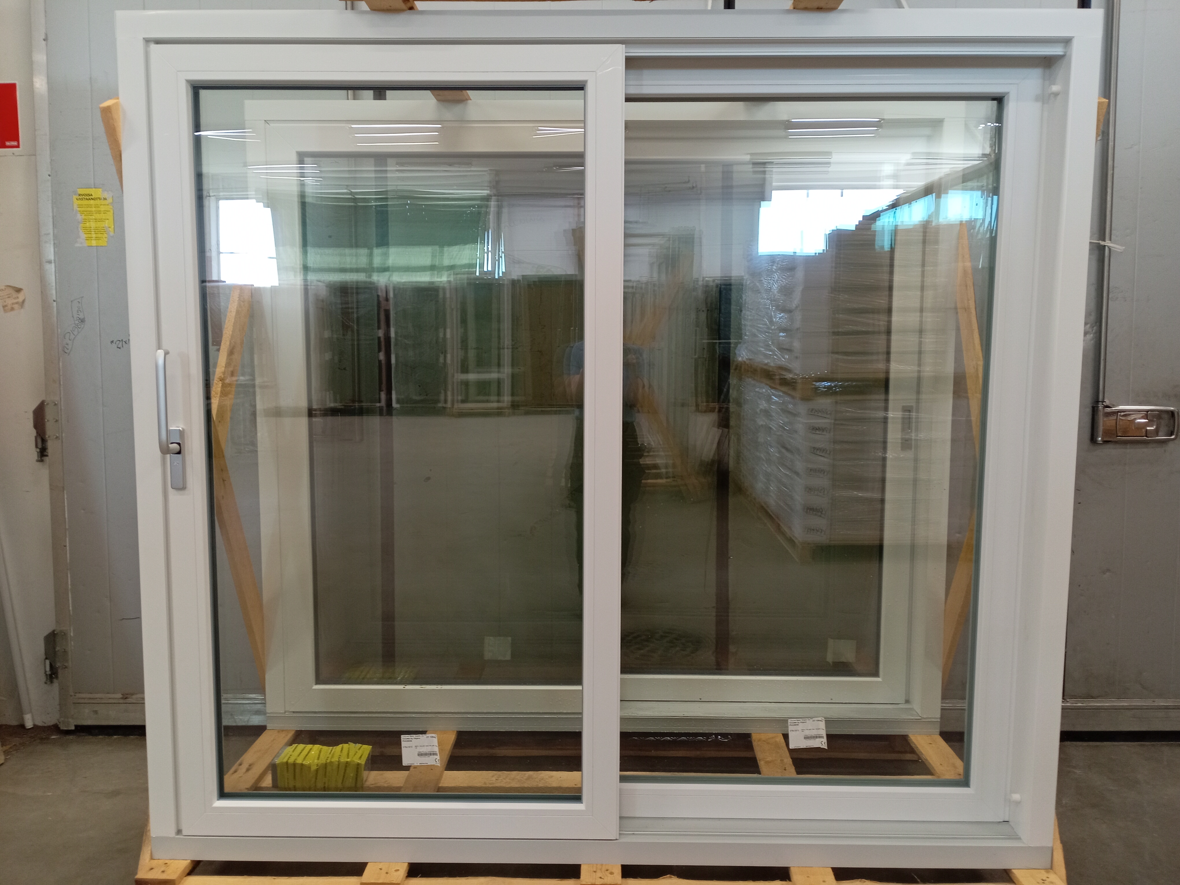 ICC-370, VEKA194_LOC_3K_KL, 2290x2090, Höger, Vit