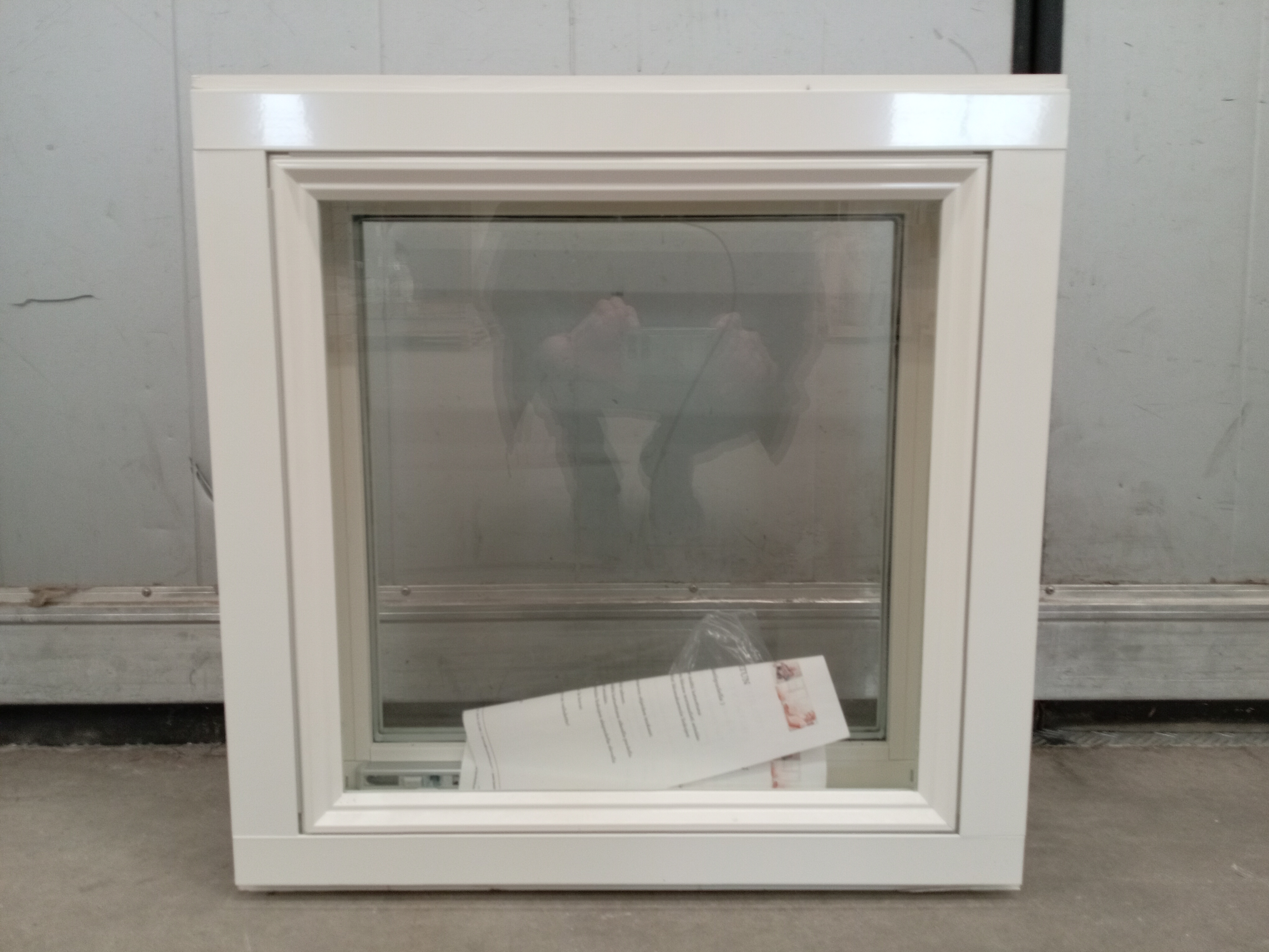 KARE-101, MSEA 131, 6x6 (590x590), Vit, VF
