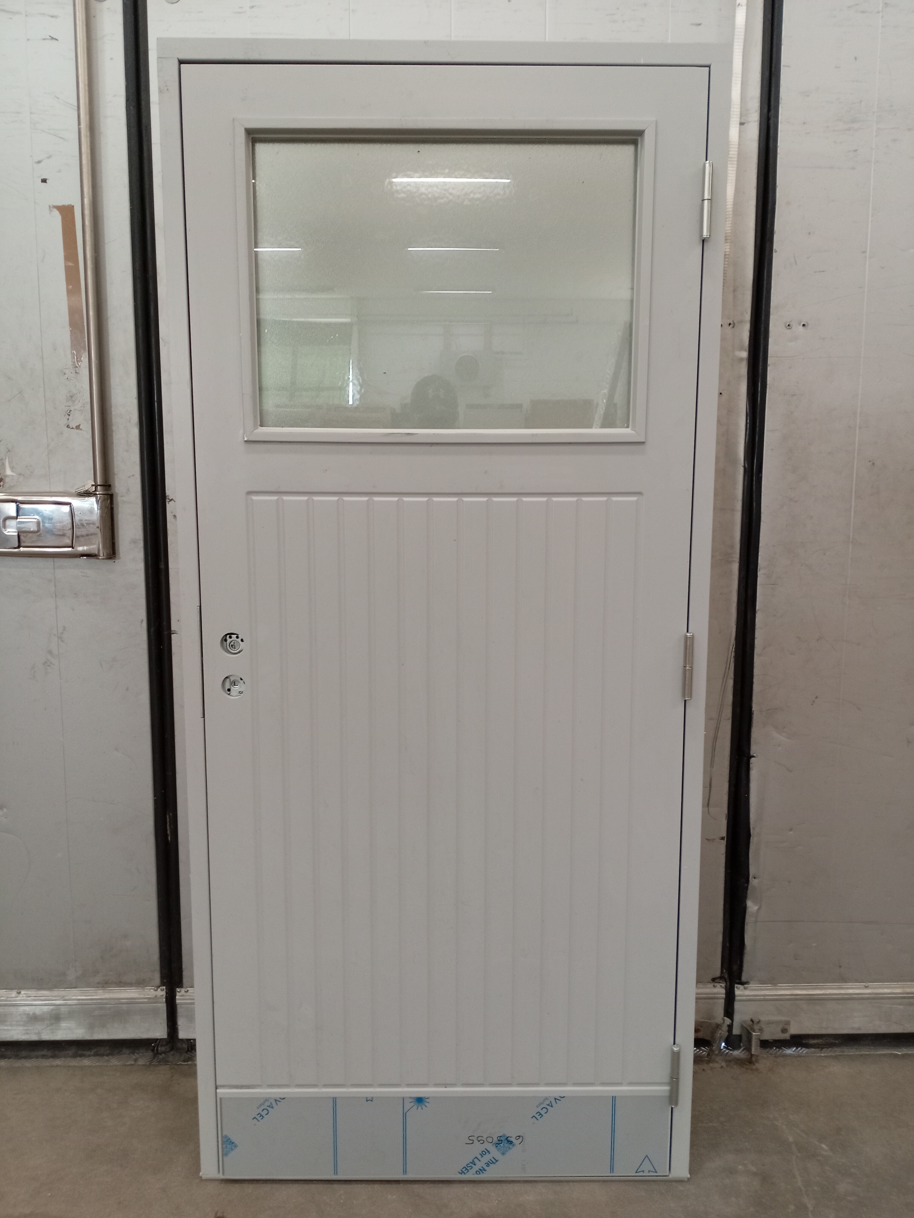 Kaskipuu KP4493, UOL23 1.0, 920x2010, Höger, Vit/Grå