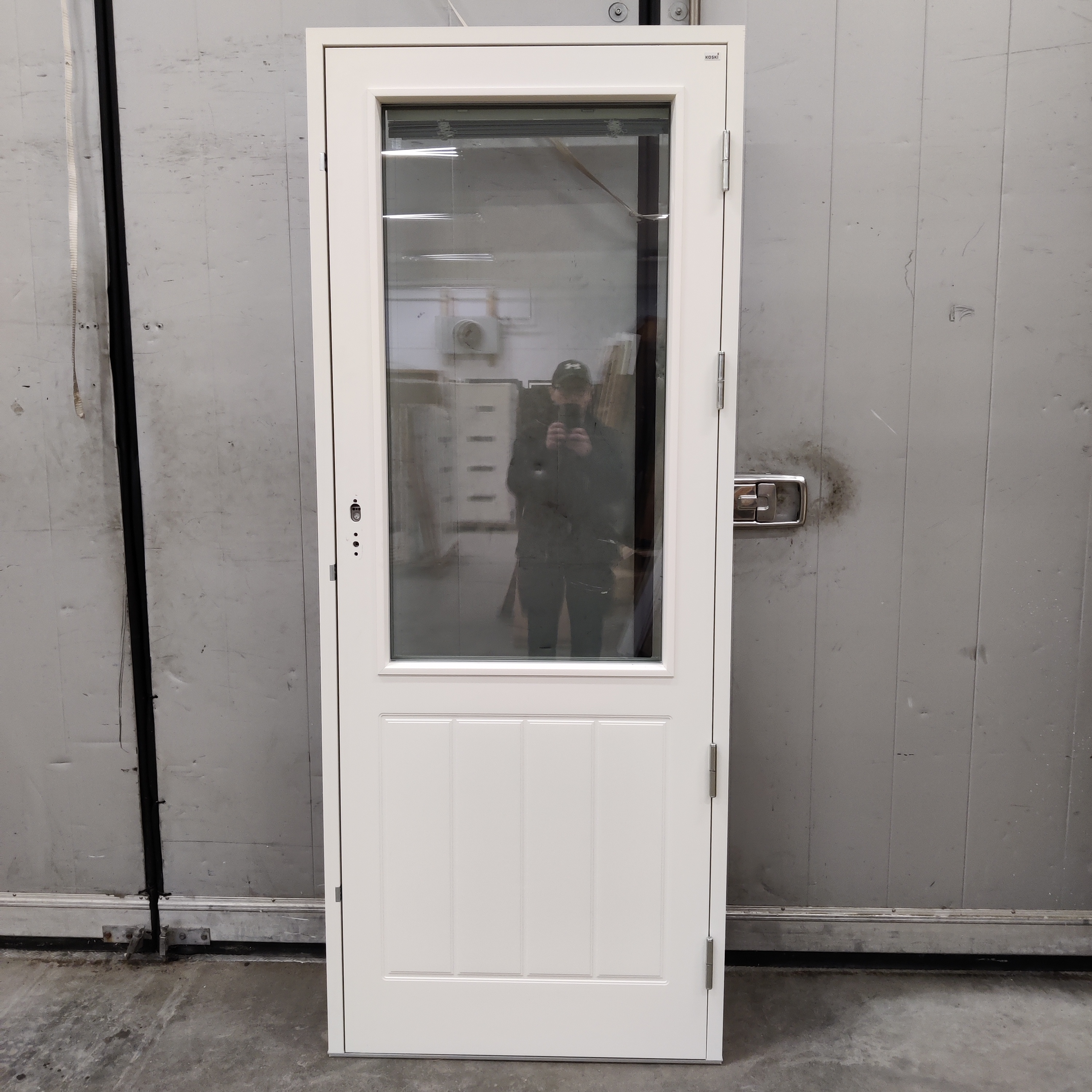 Kaskipuu KP4336, PO4 M14 THERMO, 880x2210, Höger, Vit