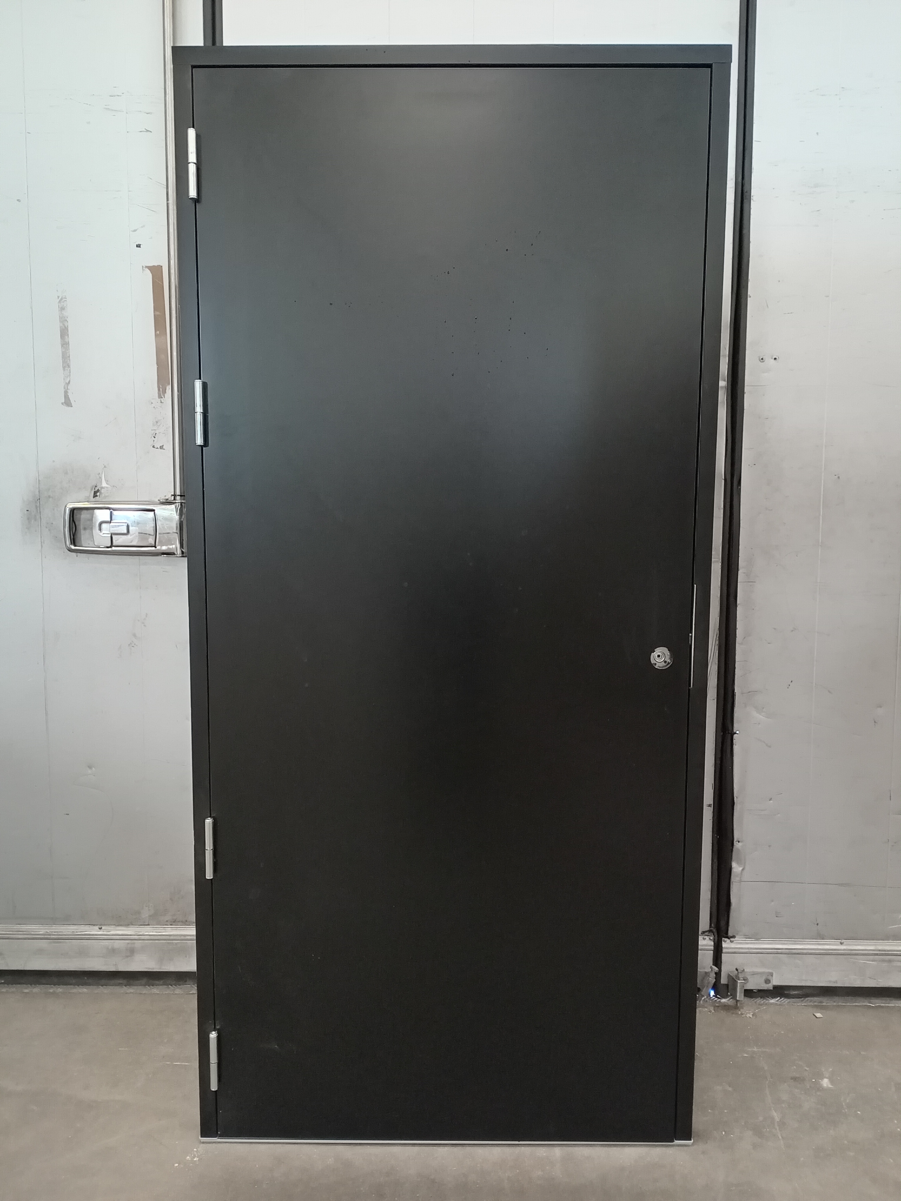 Kaskipuu KP4532, OLOS 1.0, 990x2090, VAS, Musta