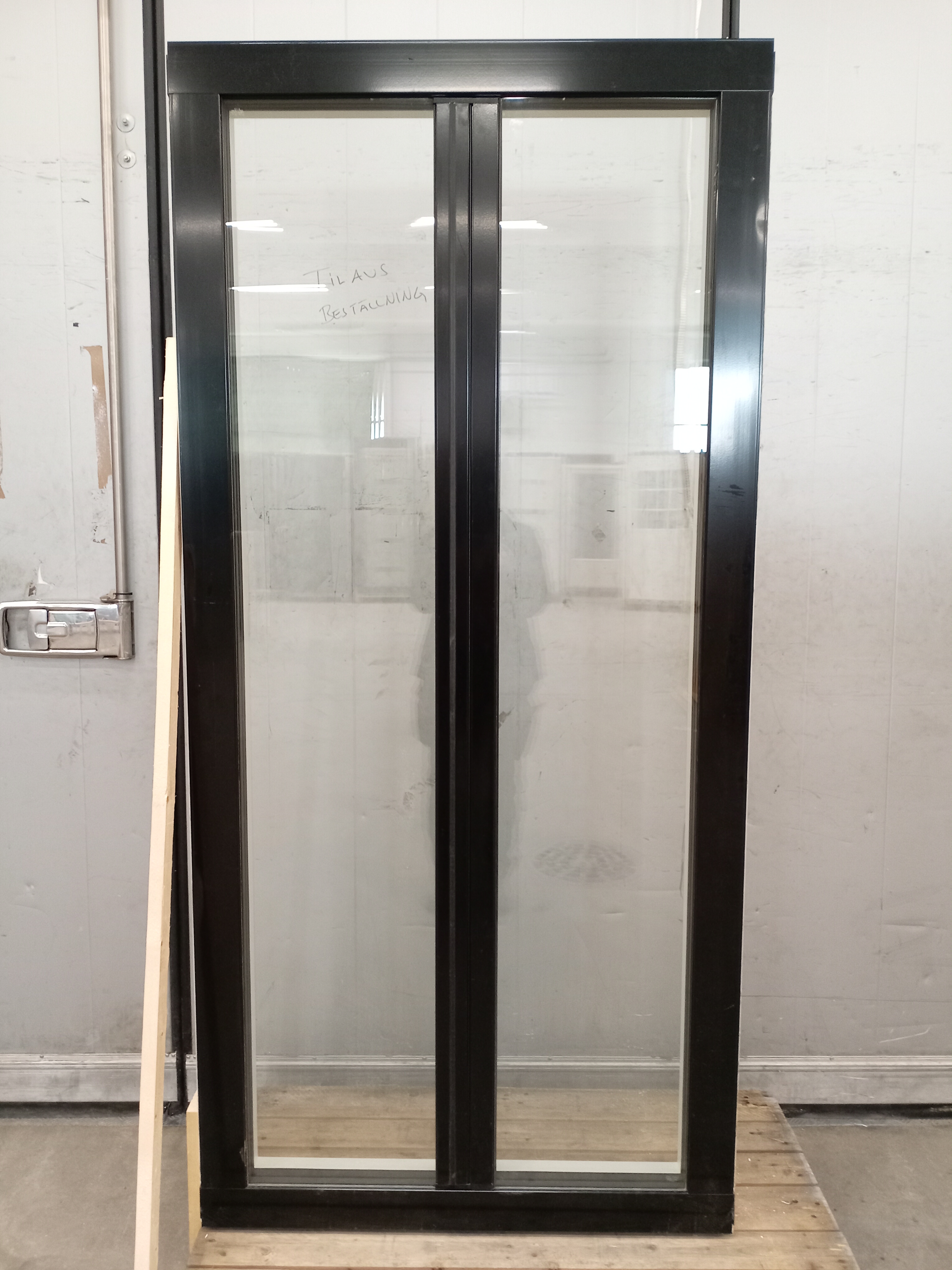KLAS1-115, DKA / DA 170, 990x2090, Valk/Must, B-MALLI T&T