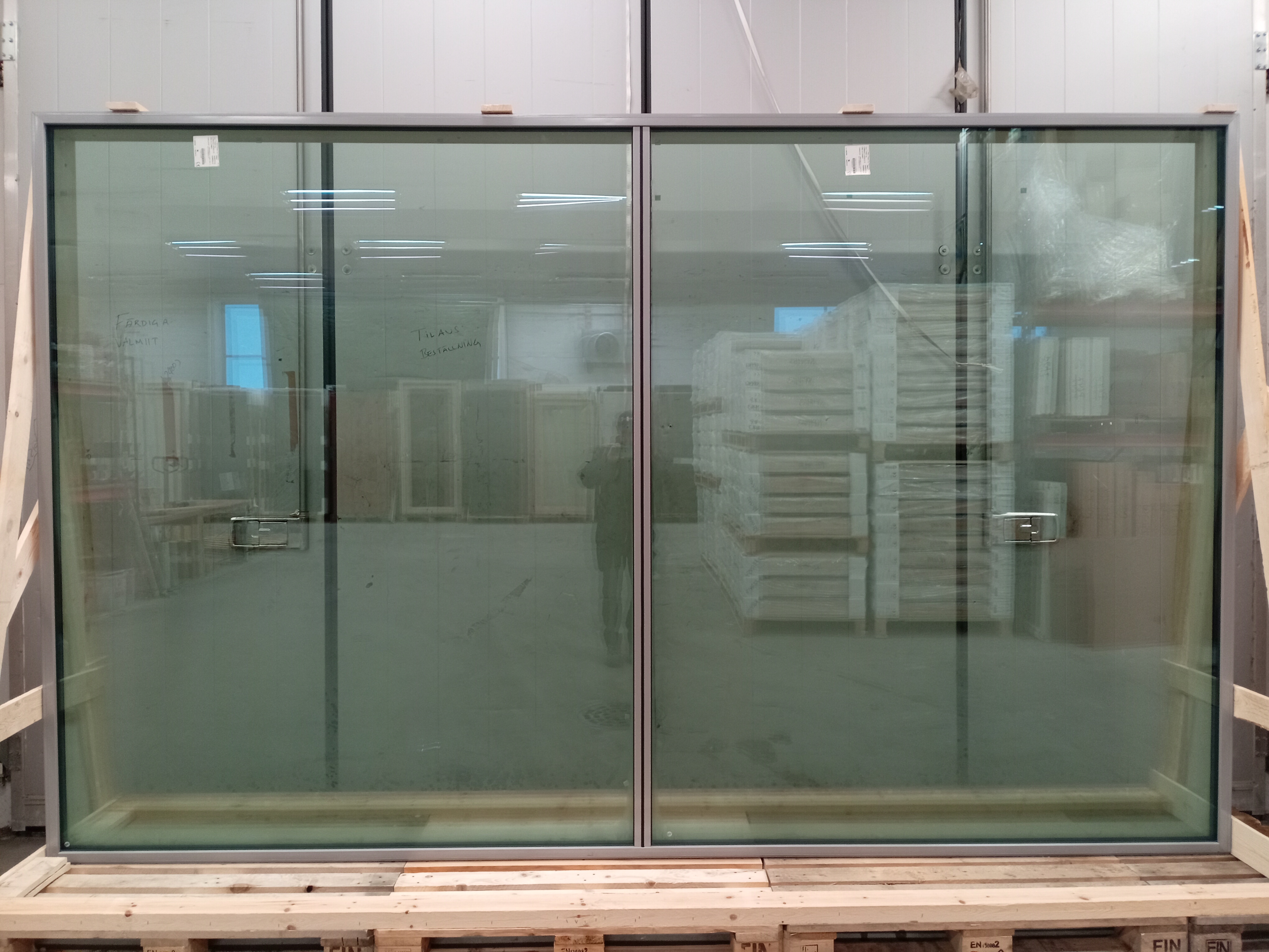 KLAS1-121, MEKA 210, 4000x2500, Sk/Grå, 3K LAM/6/LAM, B-MODELL