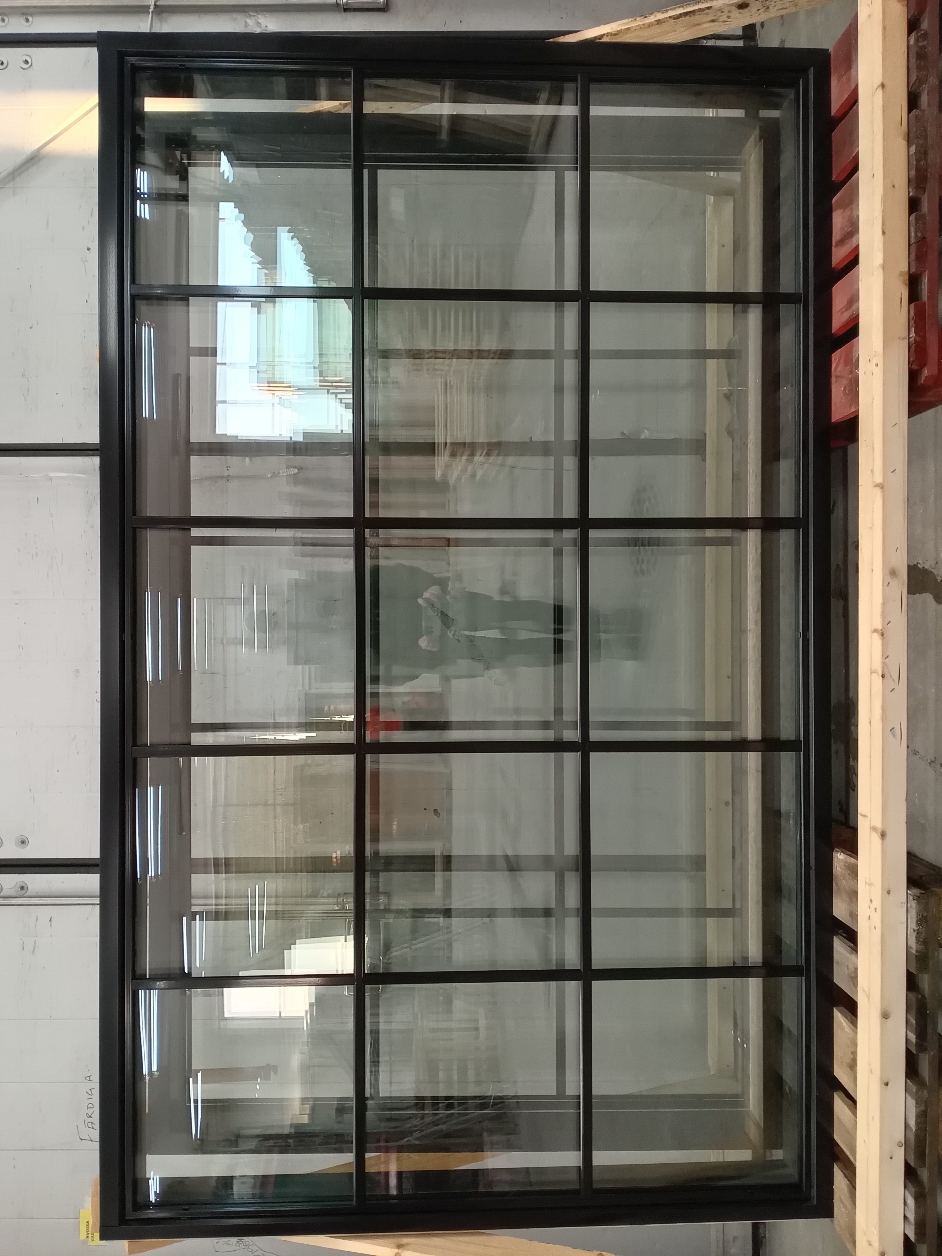 NR 3483, Tiivi MEKA 170, 1530x2490, Musta, 3K6 Kark