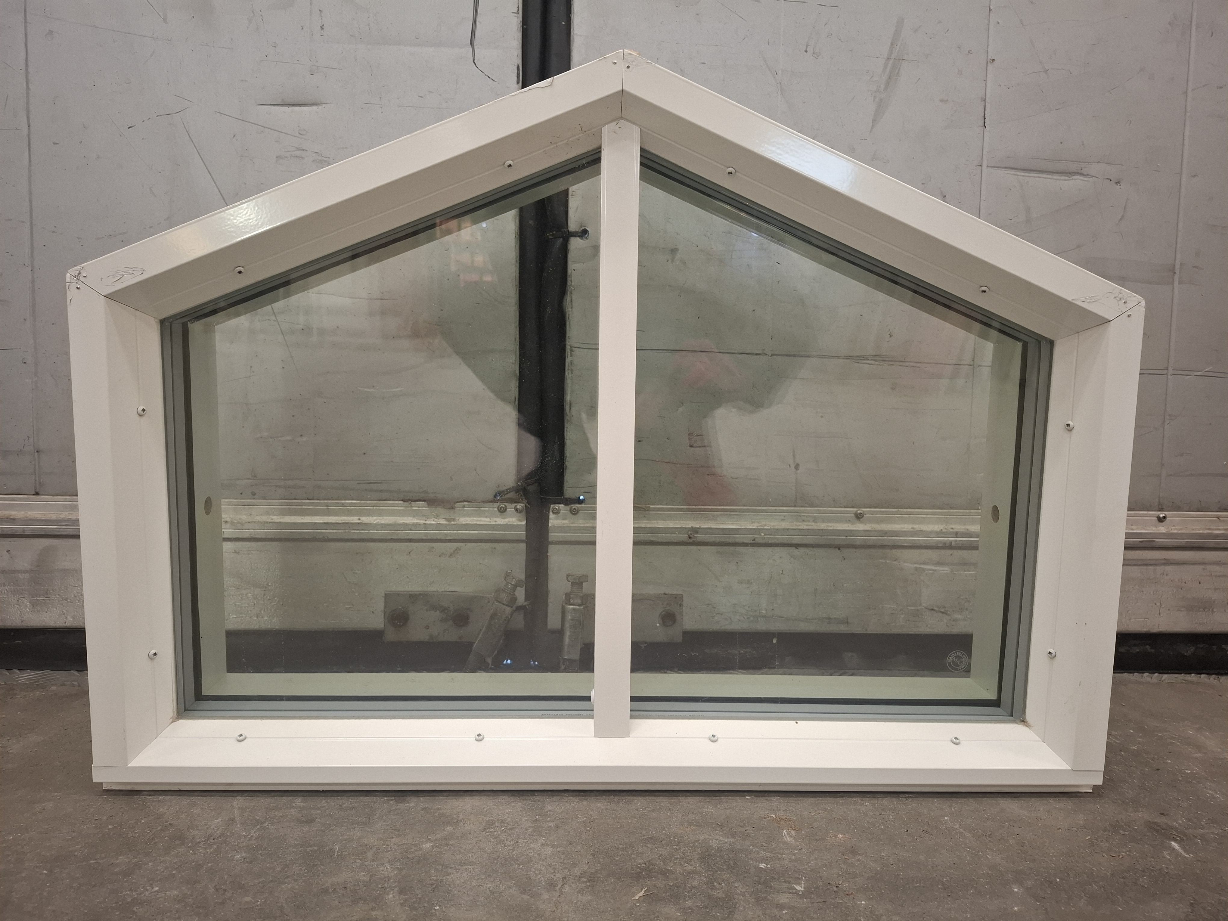 P4402 Piklas MEKA 131, 690x490, Valk