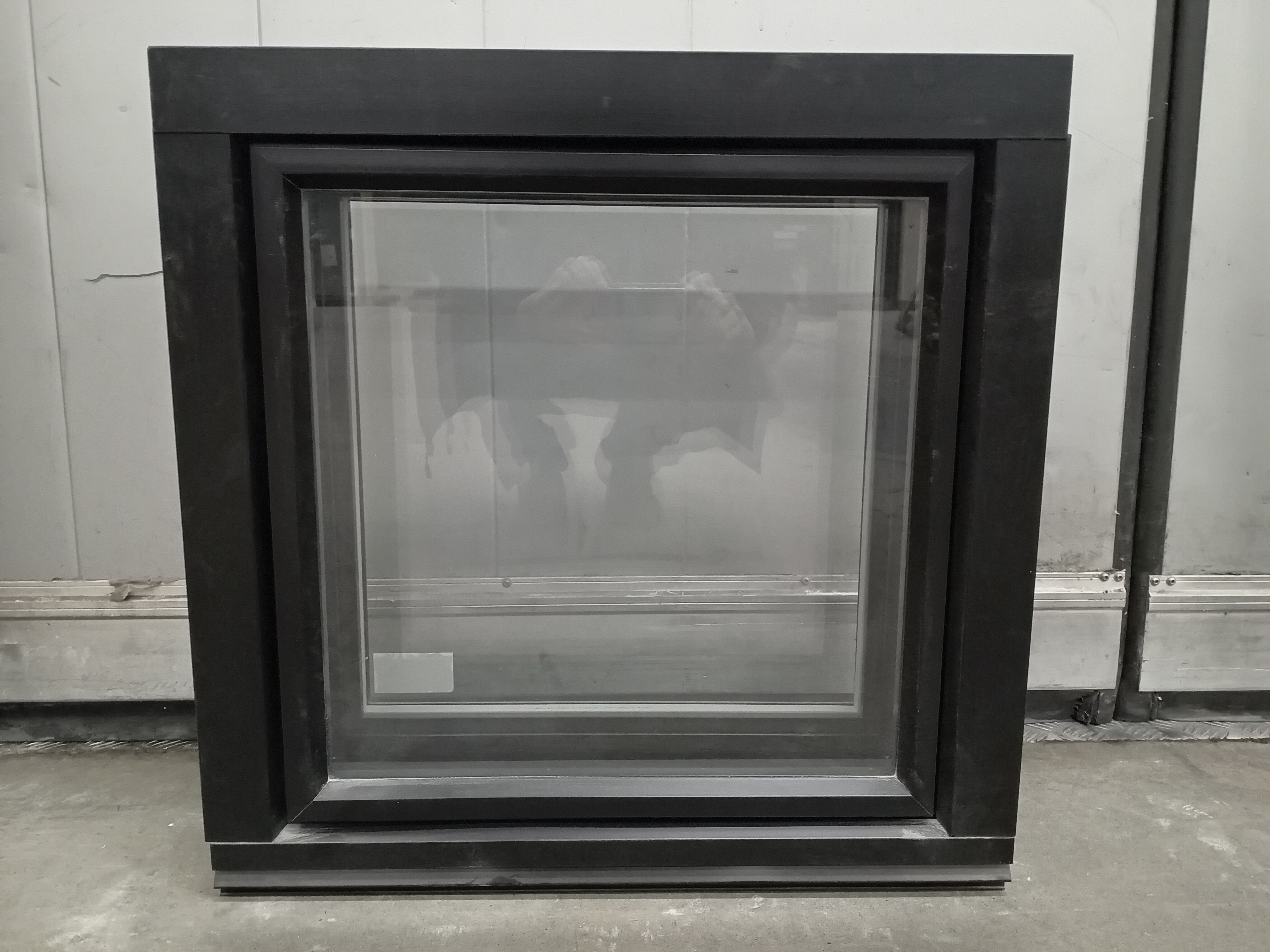 P2299 Piklas MSEA 170, 590x590, Svart