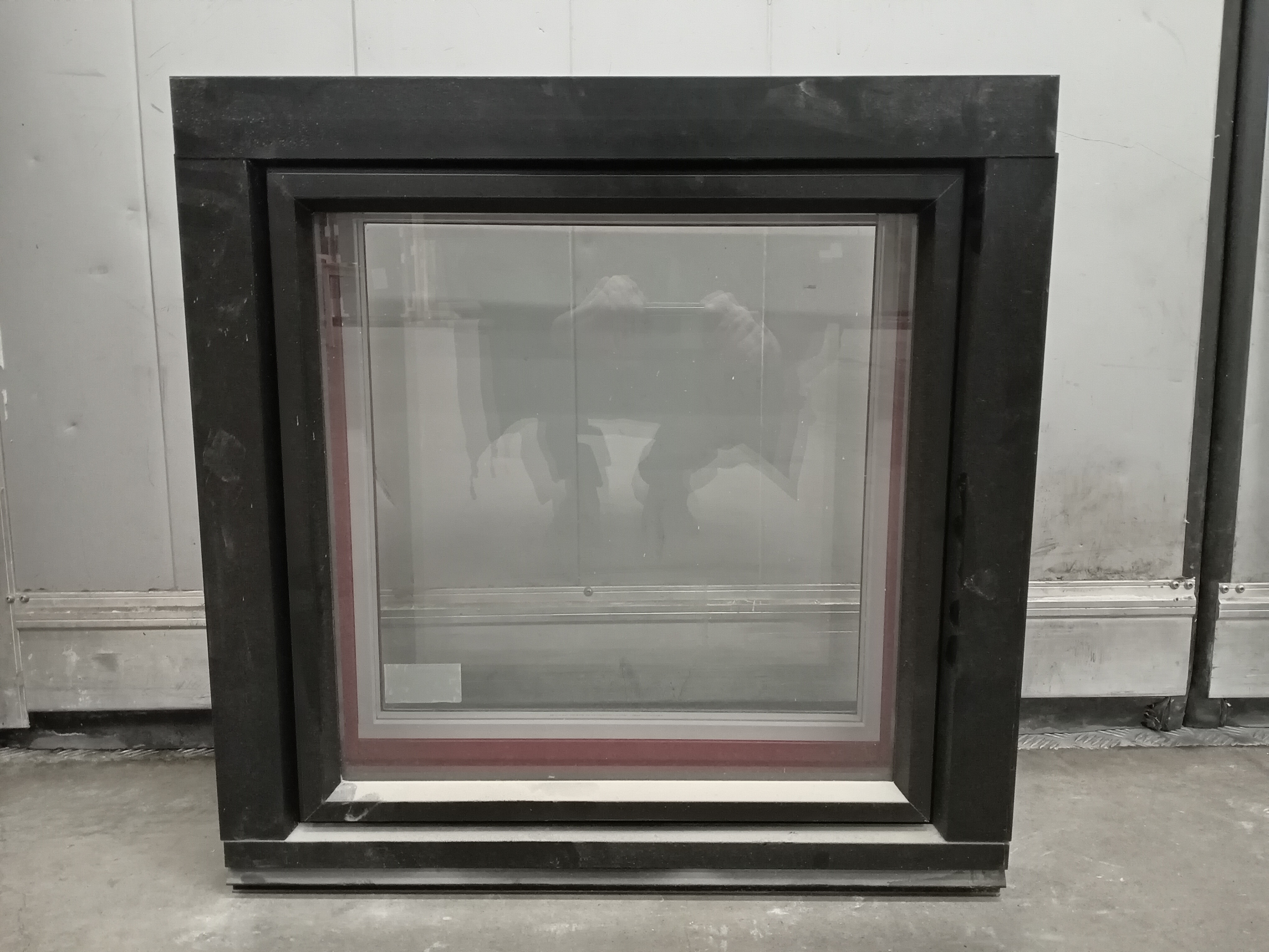 P2309 Piklas MSEA 170, 590x590, Pun/Musta