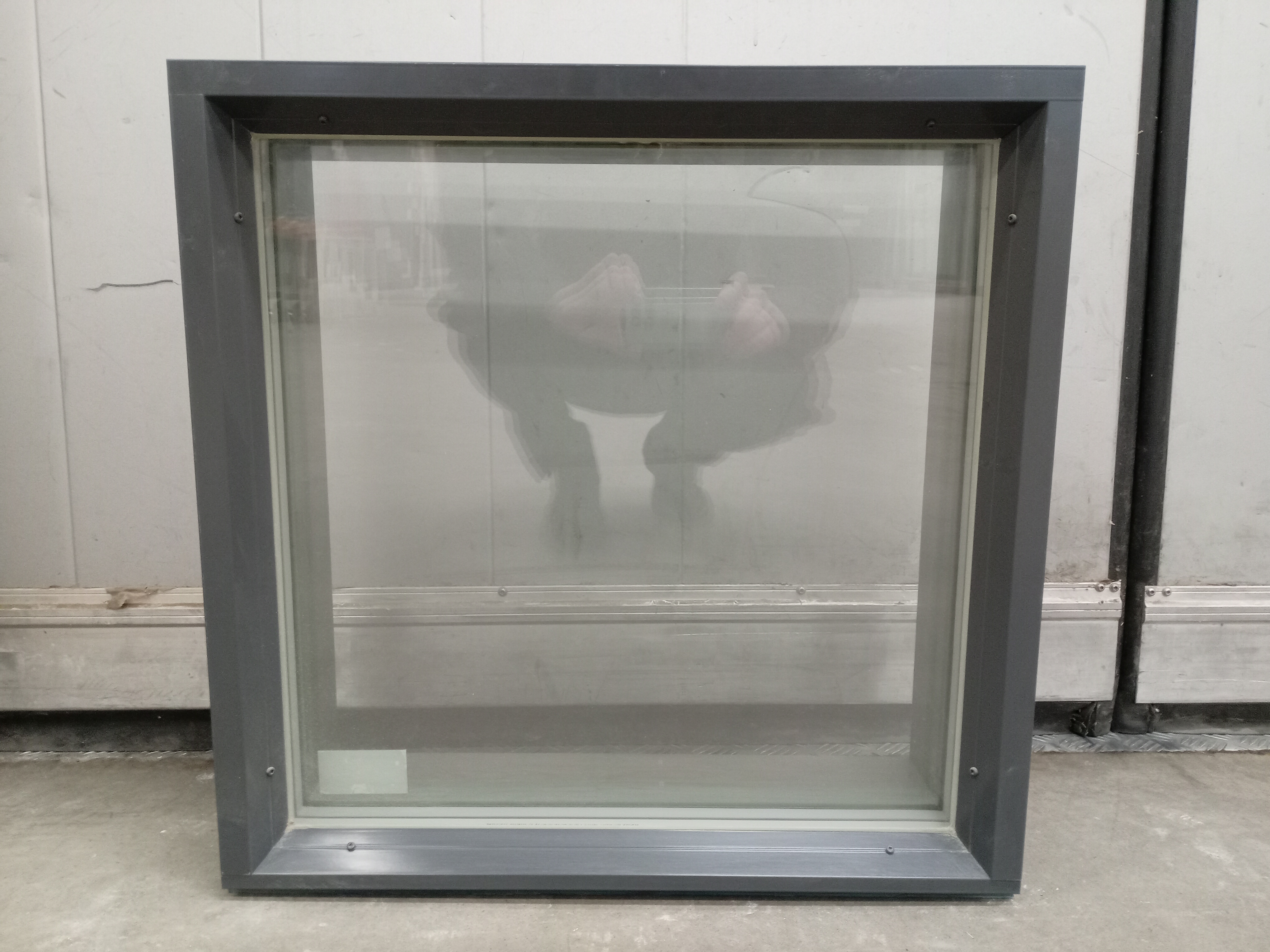 P2325 Piklas MEKA 170, 590x590, Sk/Harm, 3K4