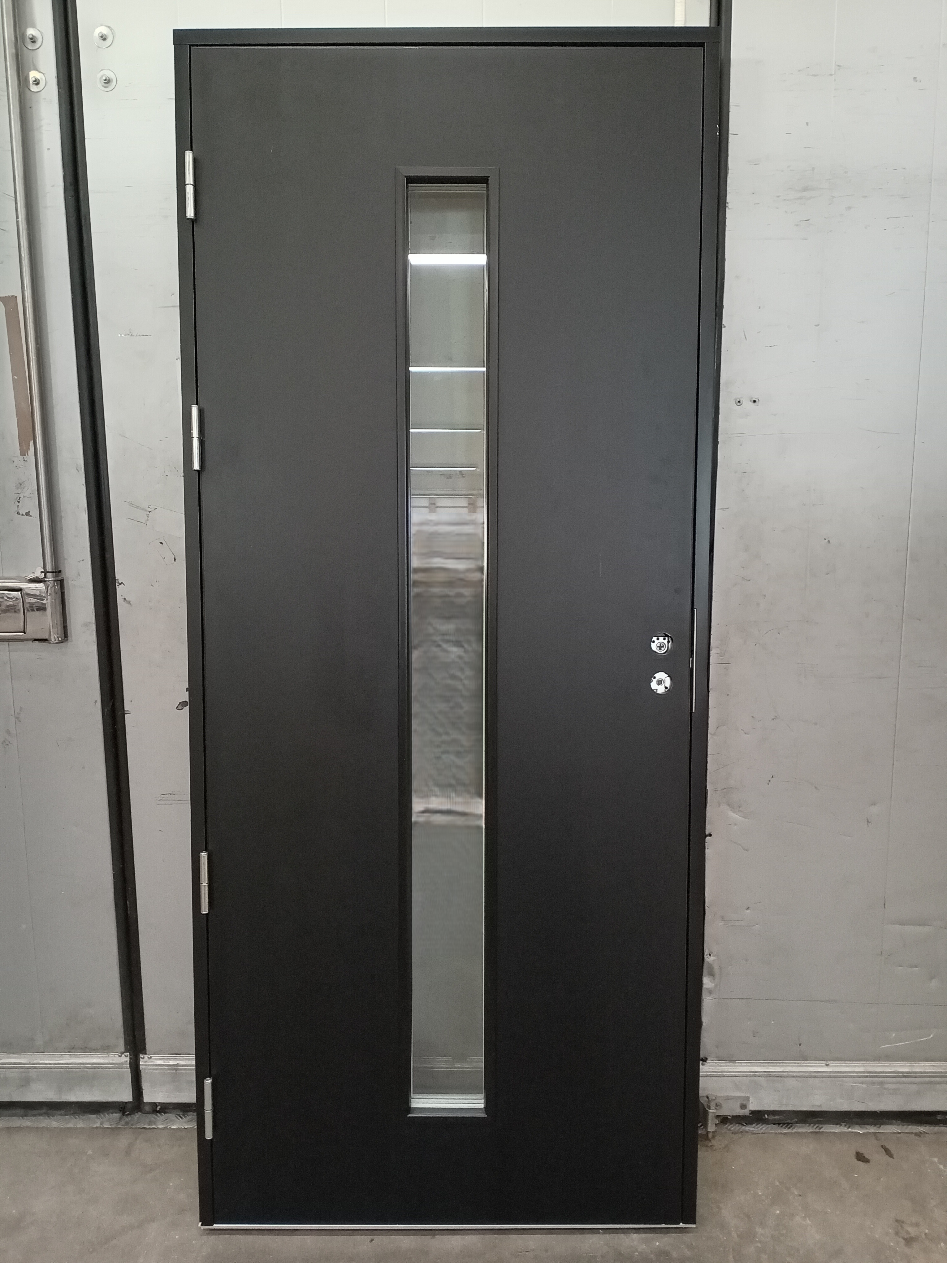 P2369 Piklas, Retro Suora 131, 990x2290, VAS, Valk/Musta