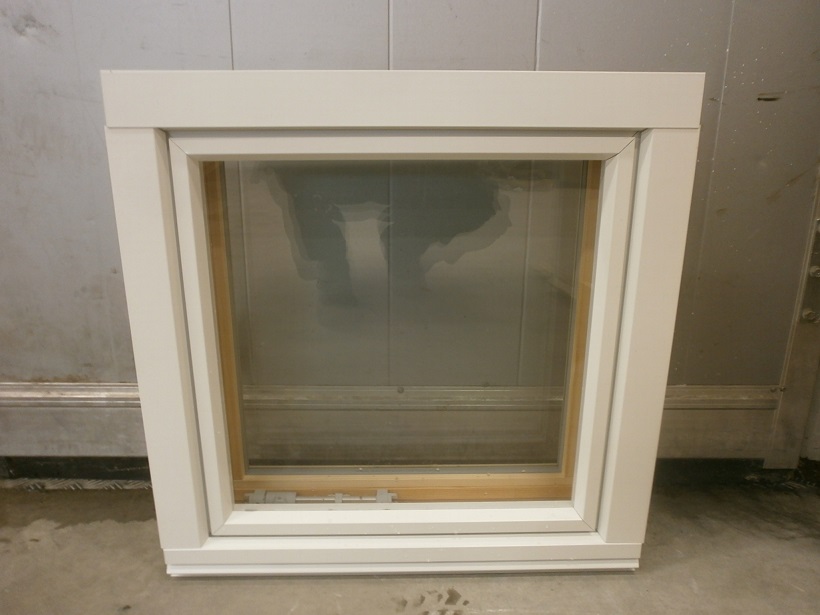 P656 Piklas MSEA 170, 6x6 (590x590), Sk/Vit, Vänster, BASTU