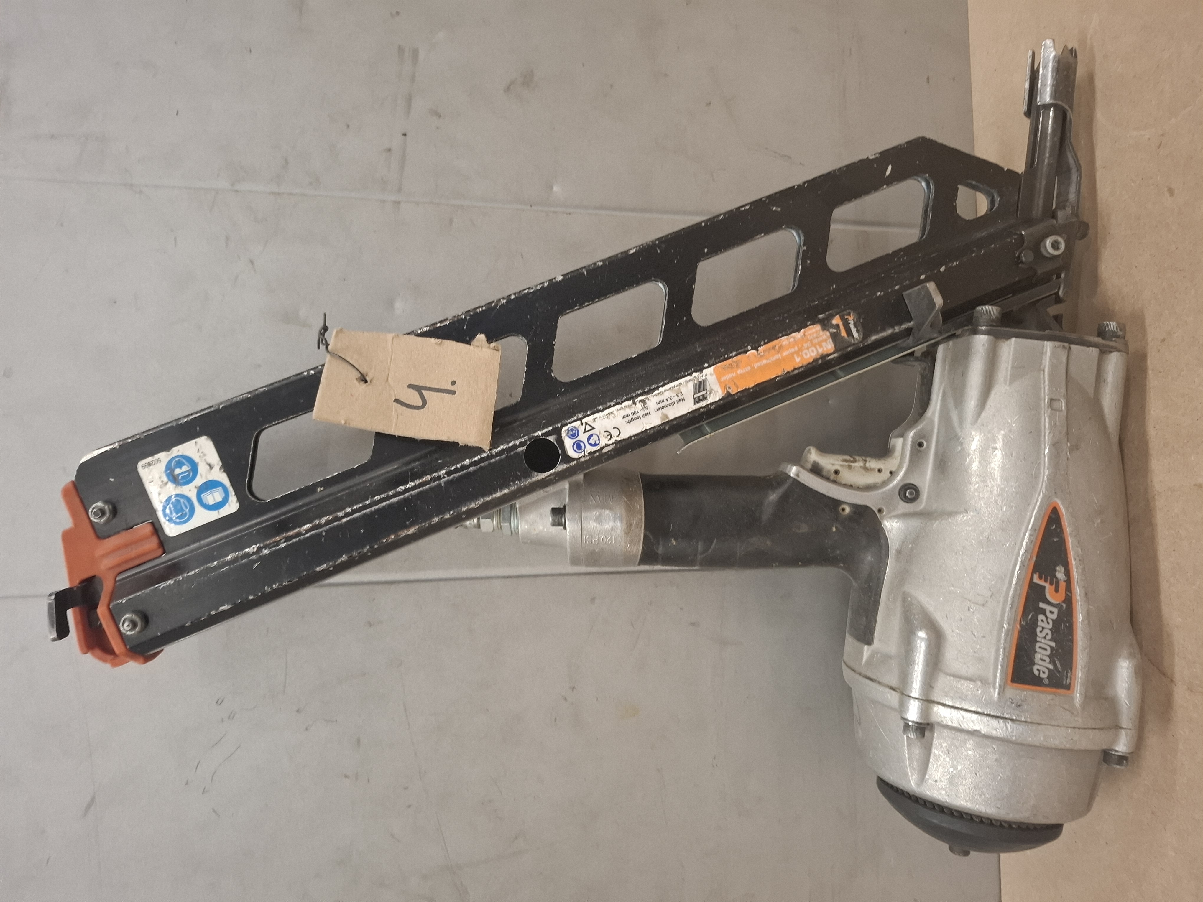 Paslode PSN100.1 runkonaulain 34°.No.4