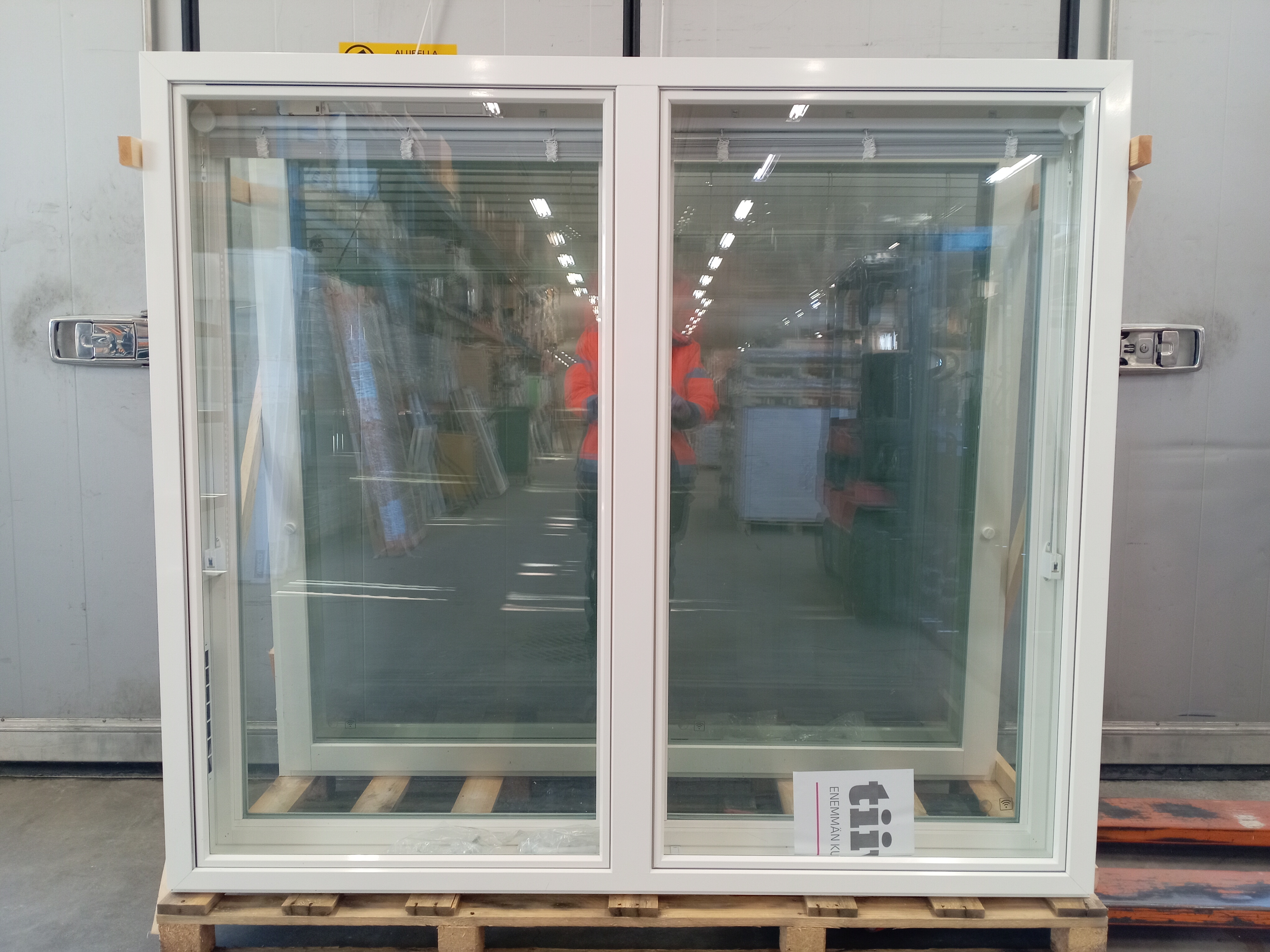 PIH-2215 MSEA 170, 1770x1560, Valk, B-MALLI