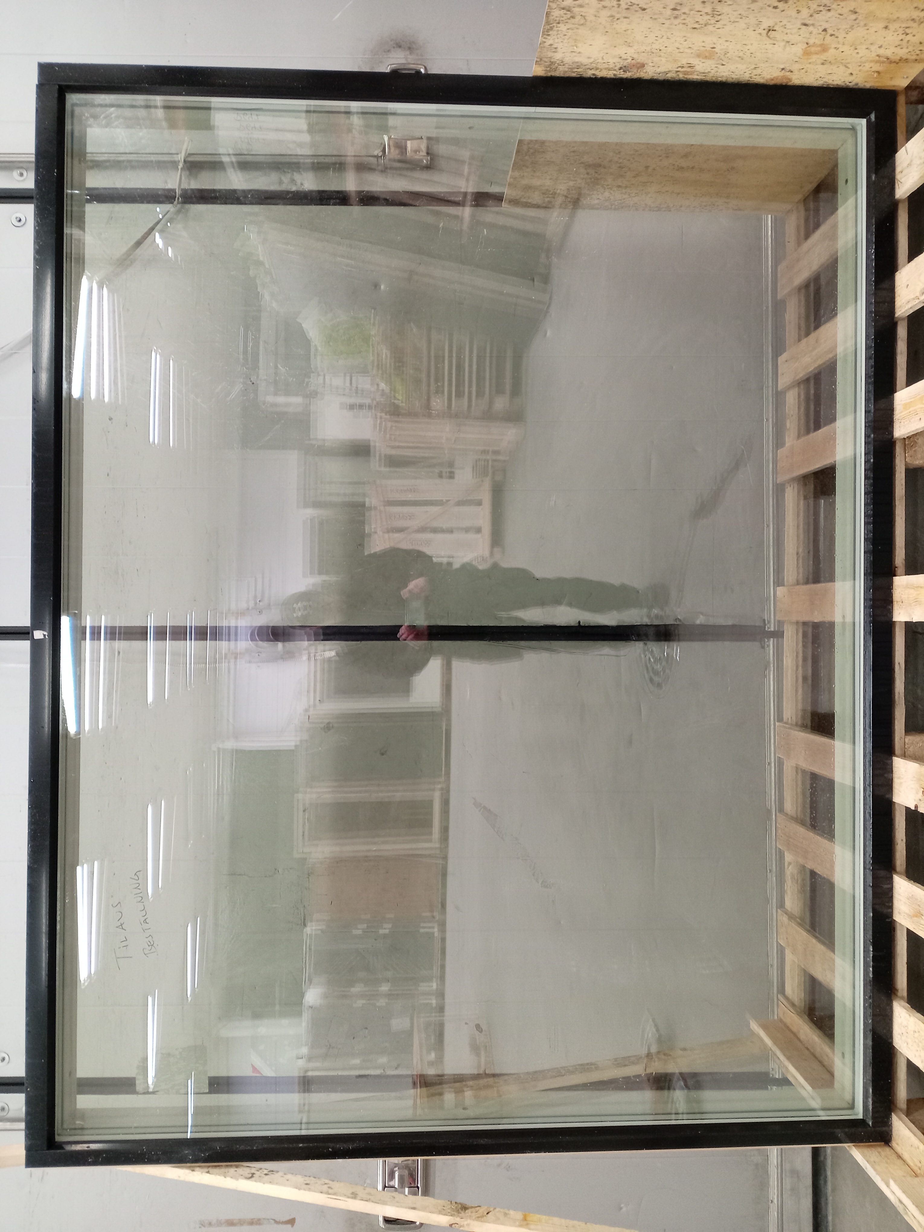 PIH-2254 MEKA 170, 1810x2270, Valk/Musta, 3K6 kark