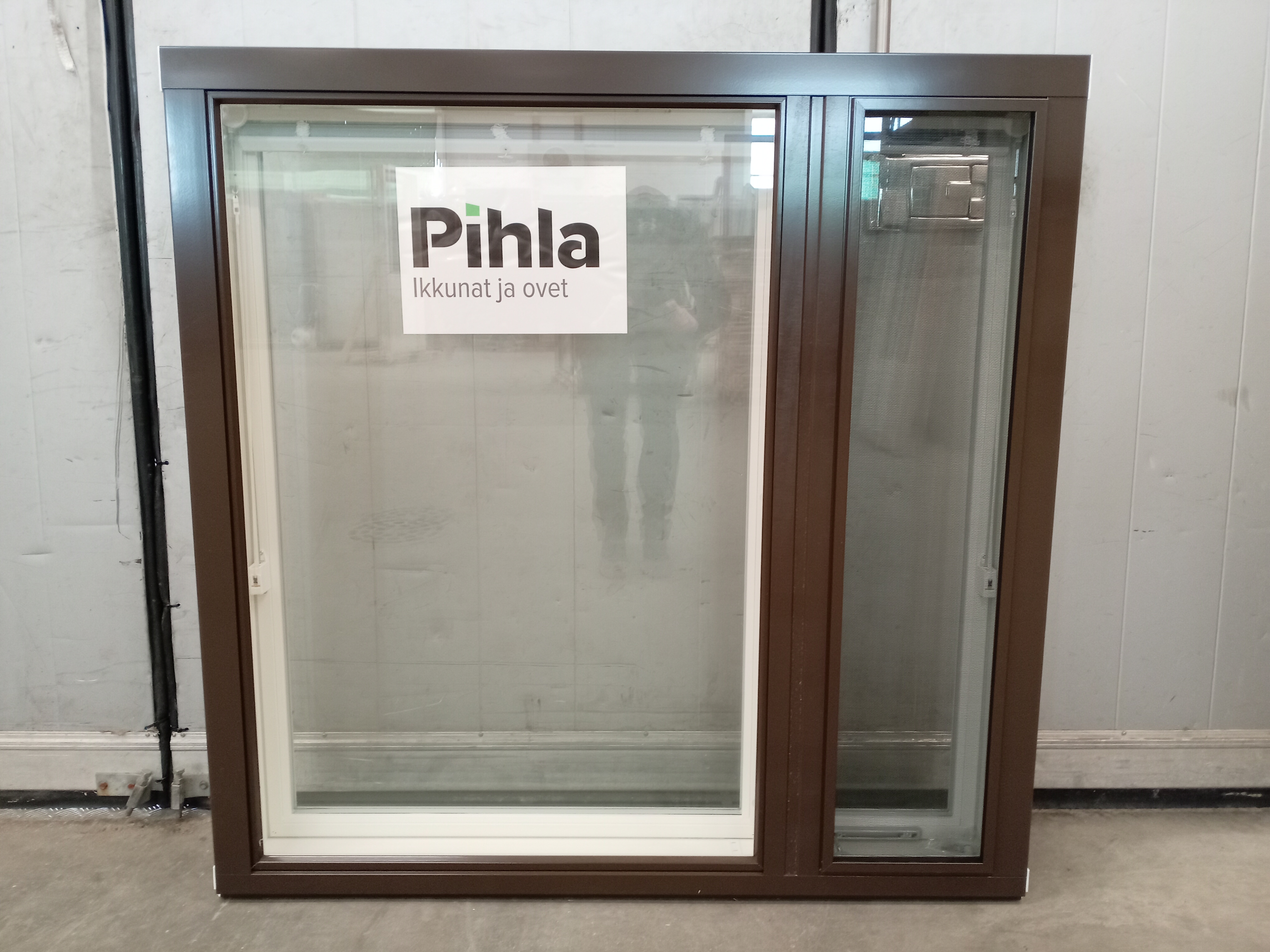 PIH-2157 MSEA 170, 1370x1370, Vit/Brun, B-MODELL