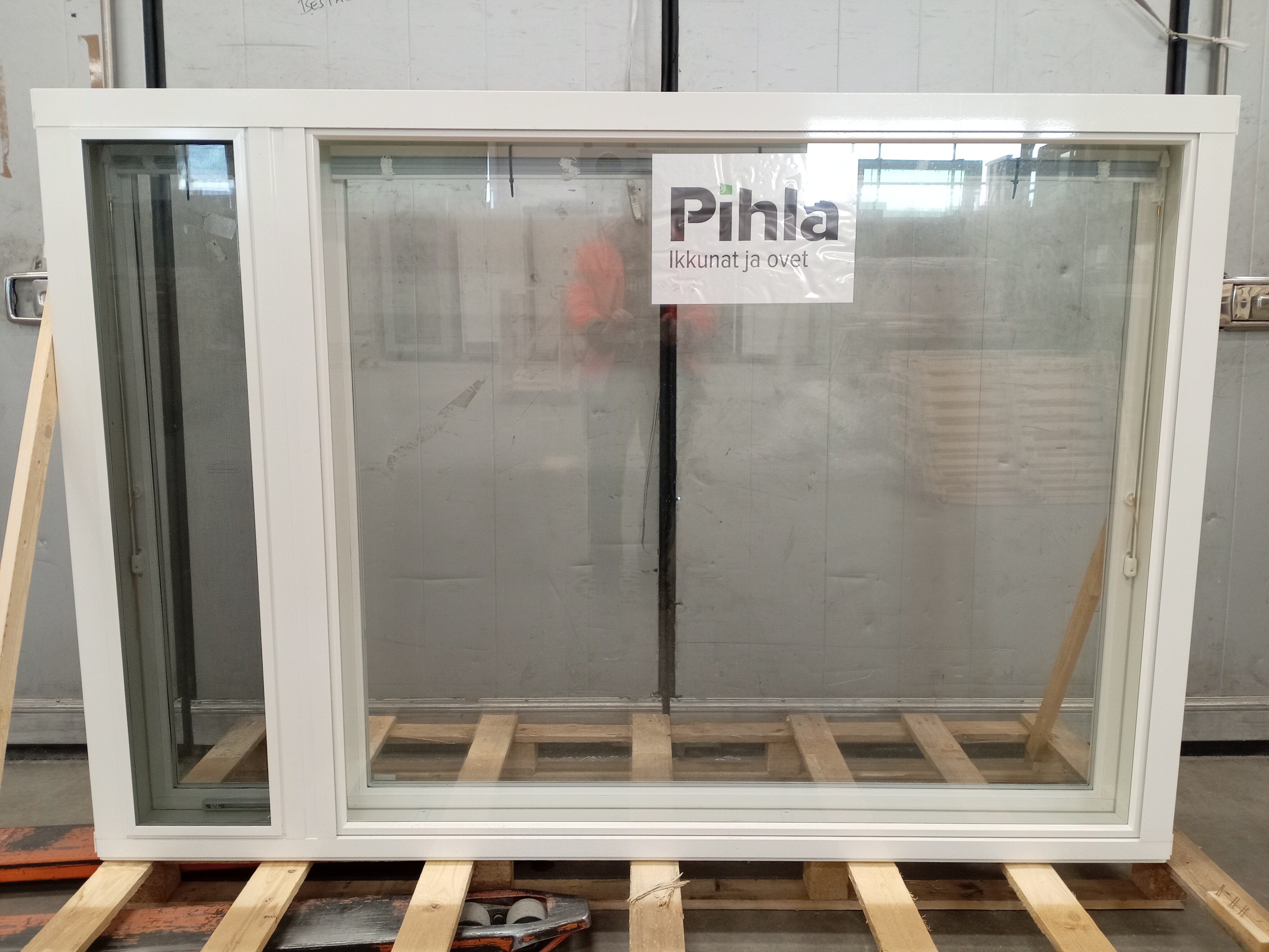 PIH-2134 MSEA 170, 2000x1380, Vit, B-MODELL