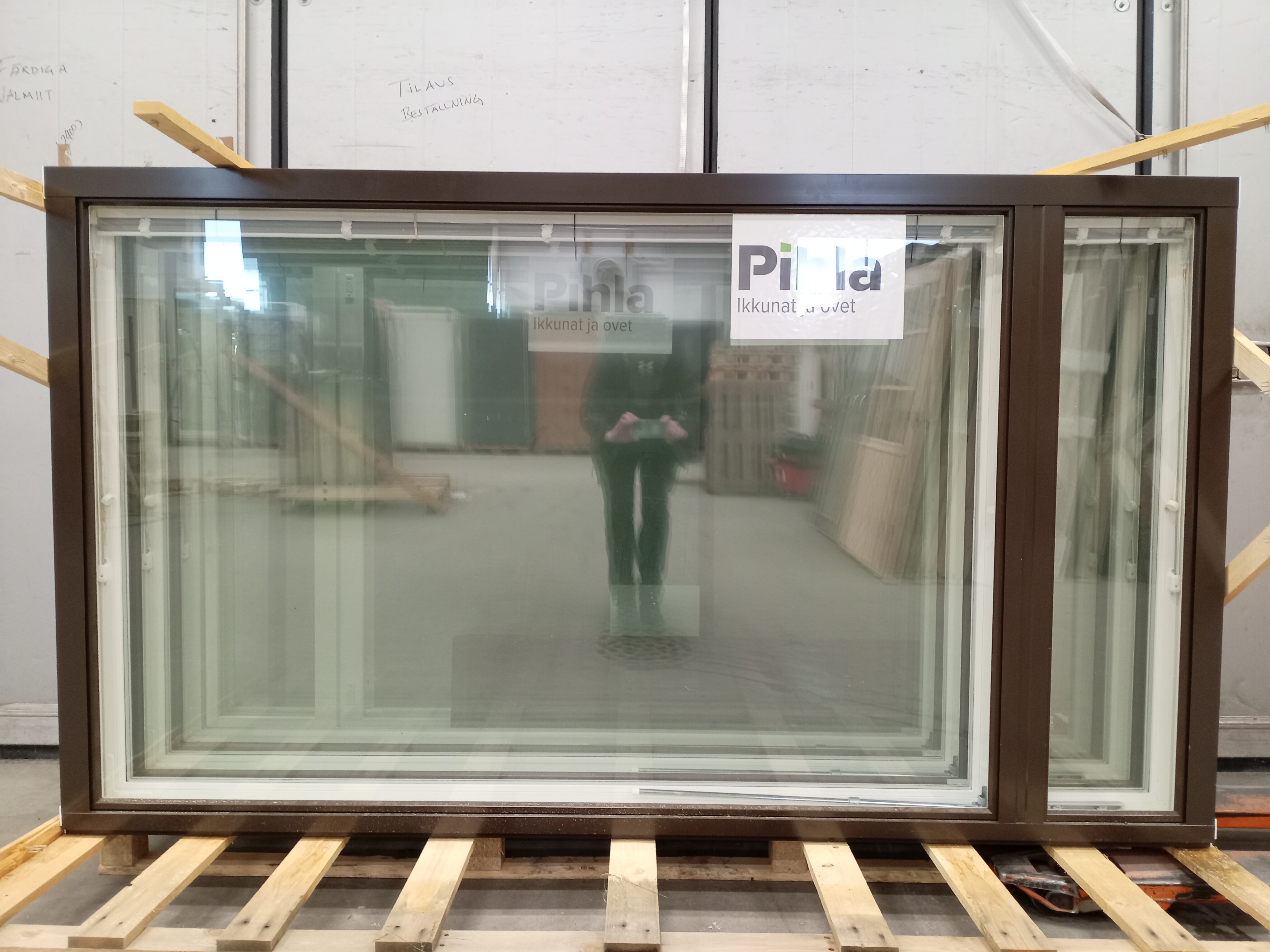 PIH-2164 MSEA 130, 2380x1370, Valk/Rusk, B-MALLI
