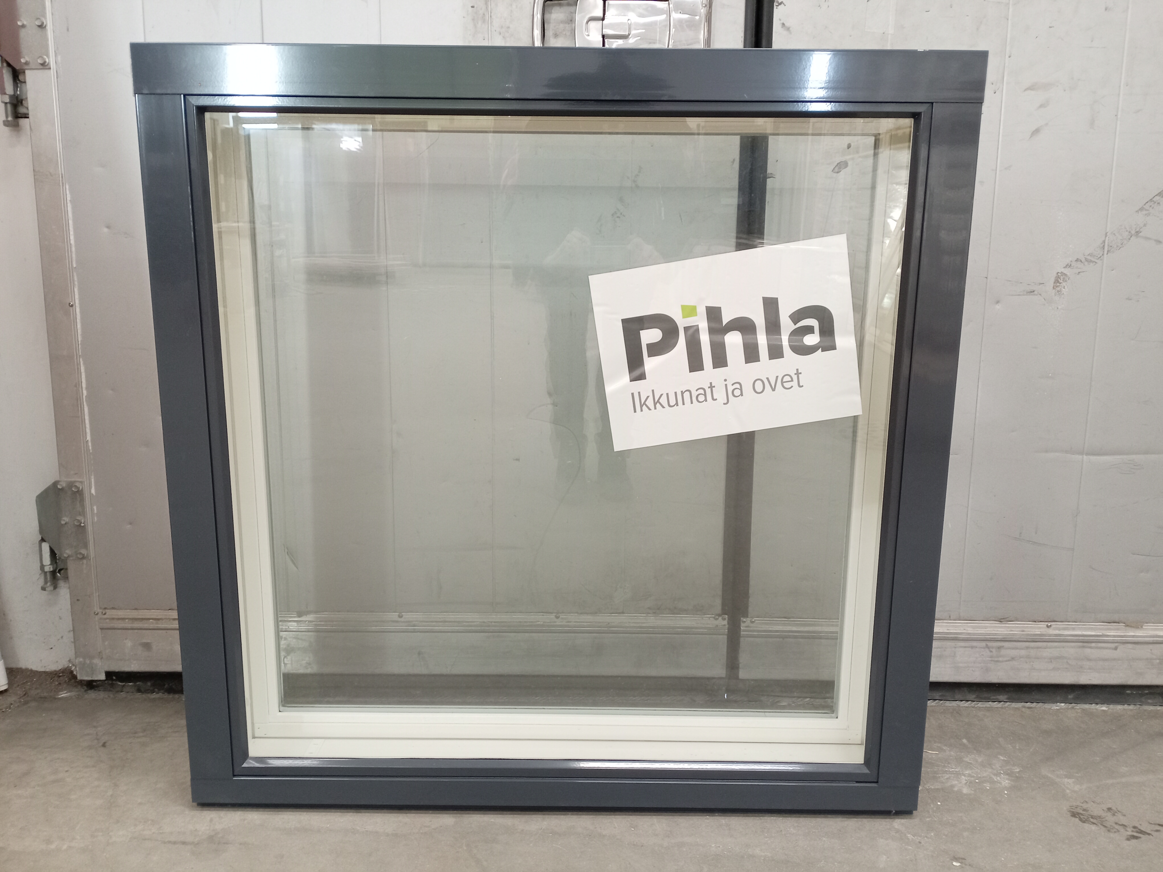 PIH-2262 MSEA 170, 1090x1090, Vit/Grå