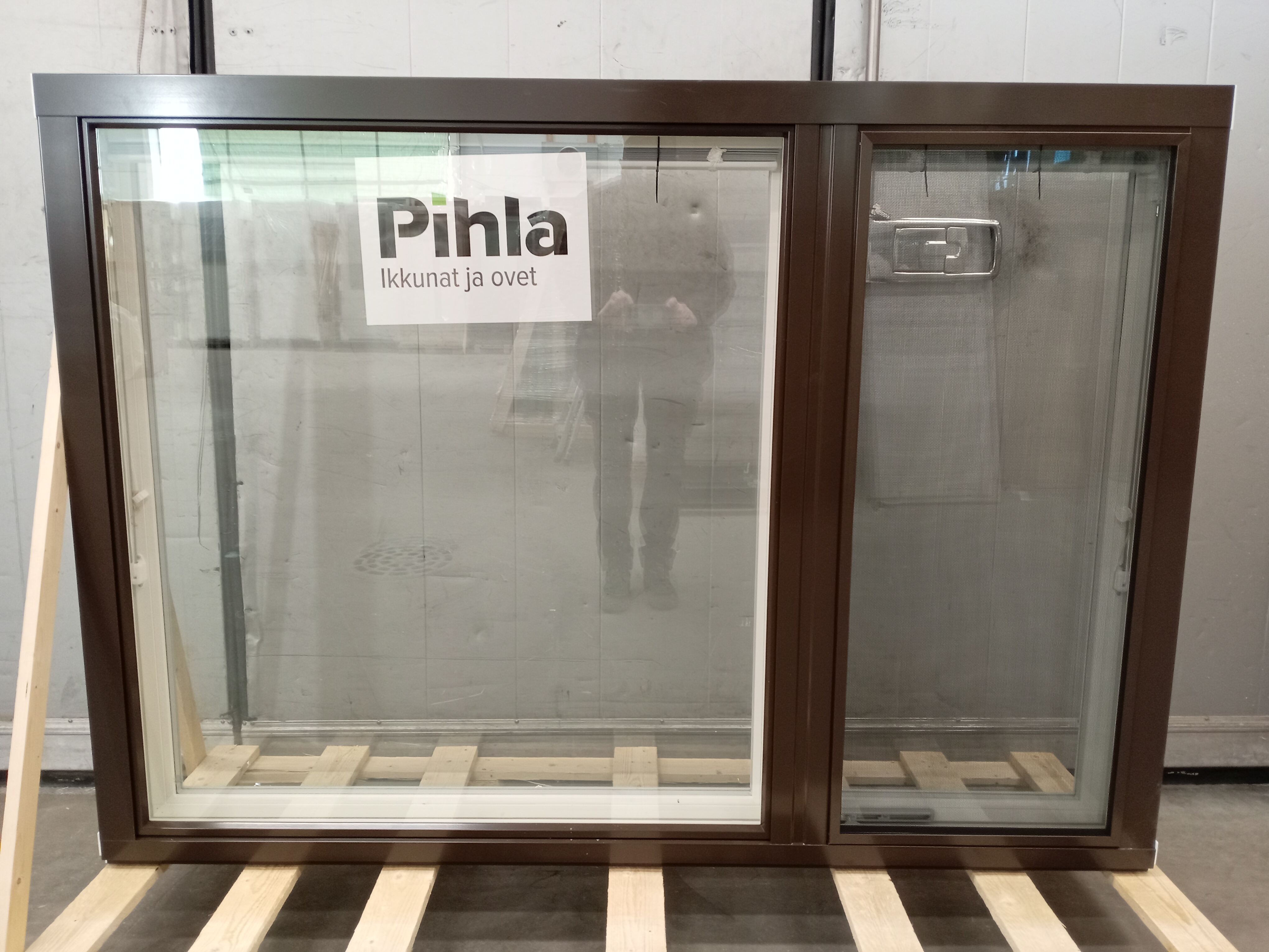 PIH-2274 MSEA 130, 1770x1270, Vit/Brun, B-MODELL