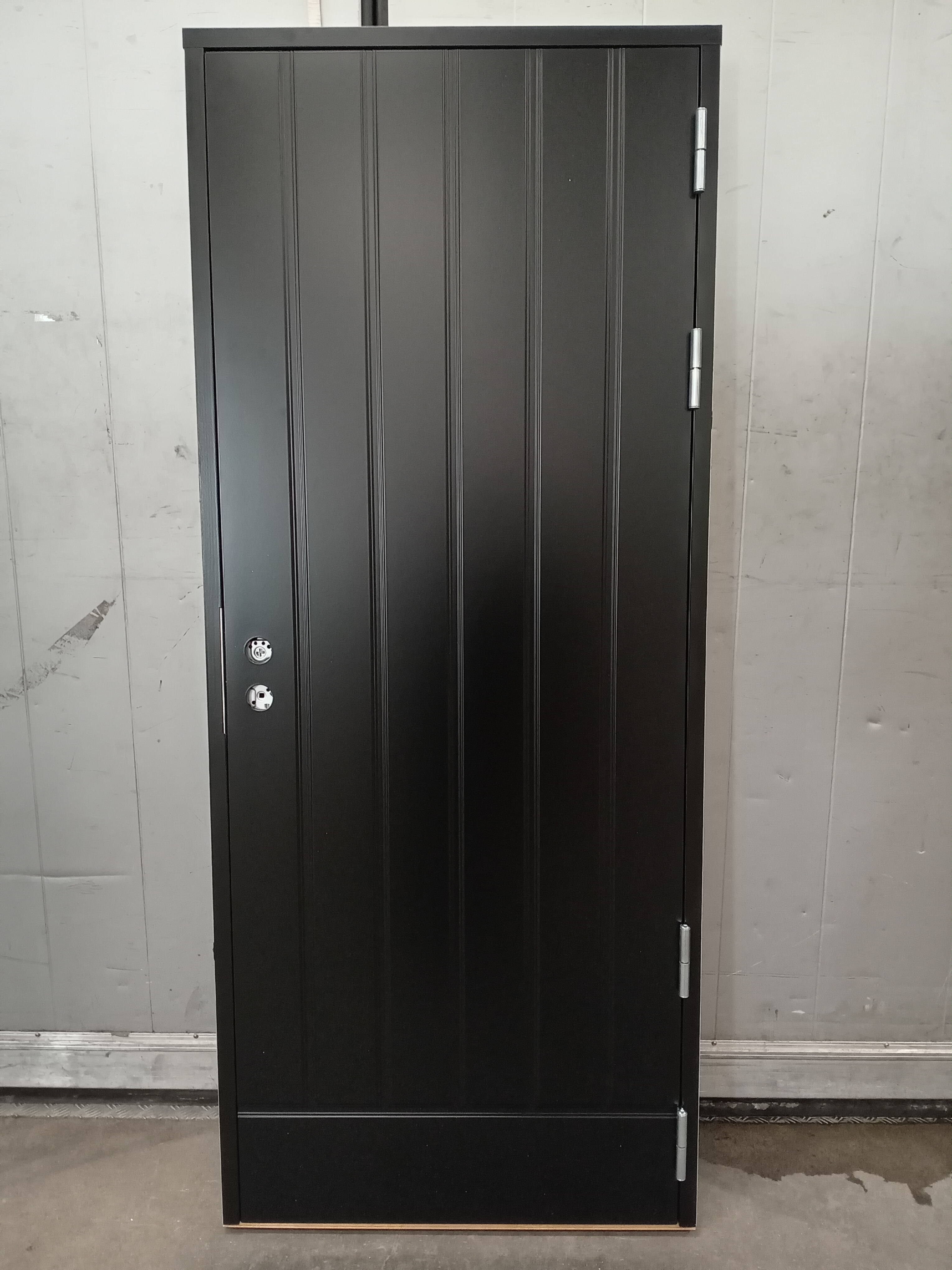 PNE-165, TALAS PYSTY 1.0, 8x19 (790x1890), Höger, Svart