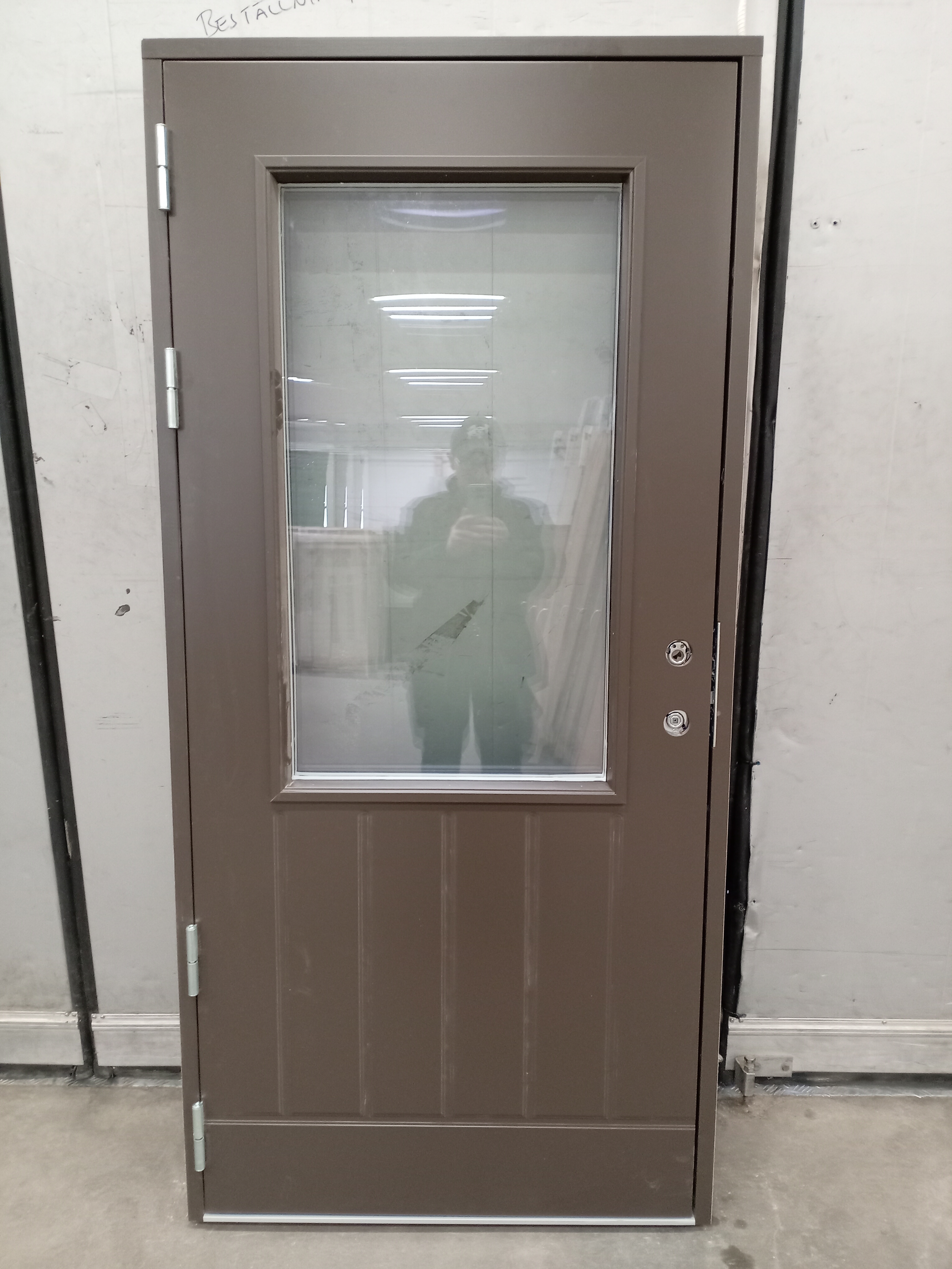 PNE-183, HUHTI 1.0 M12, 890x1870, VAS, Rusk