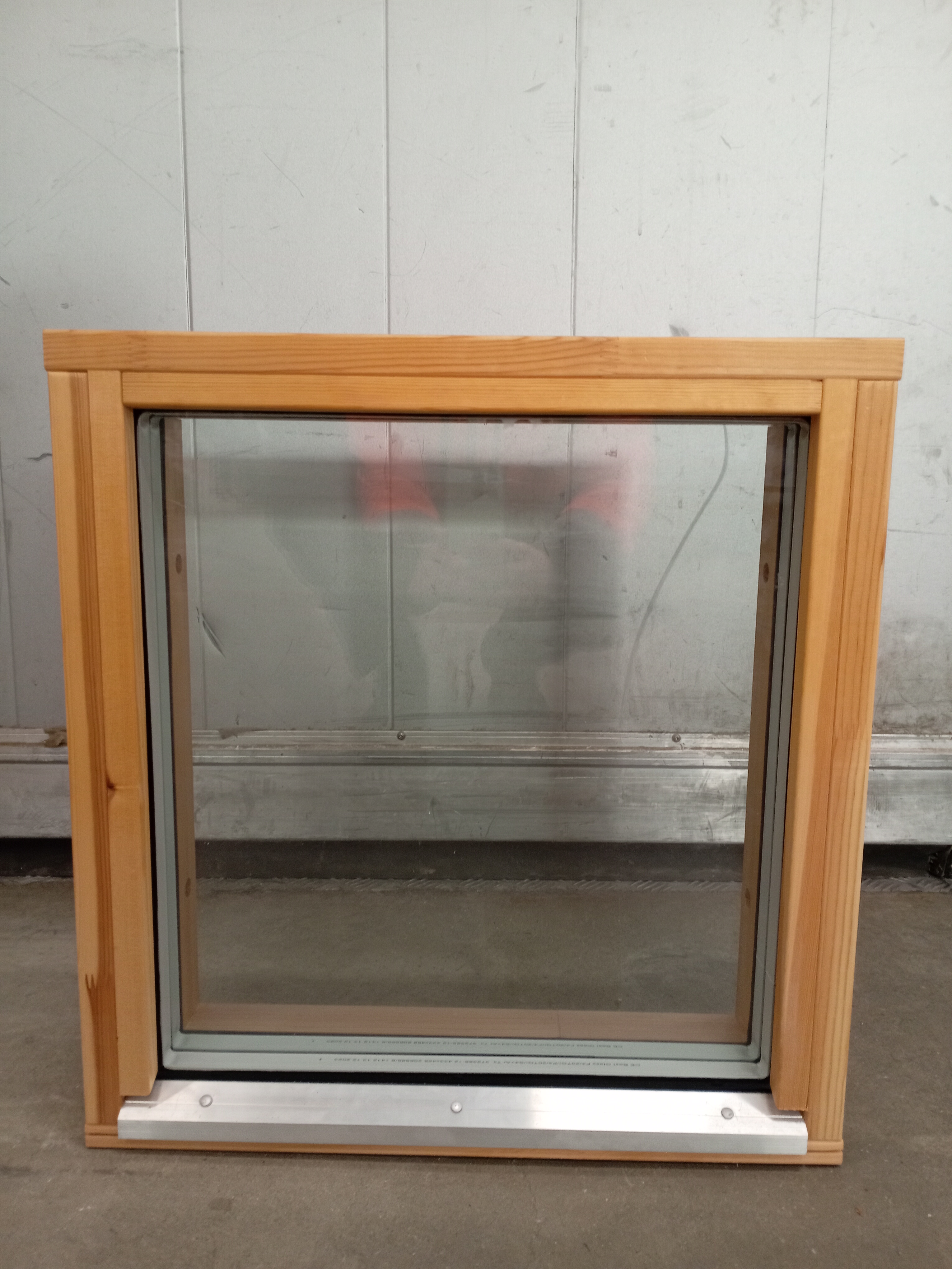 POL-158, KFG 115, 498x527, Puu, 3K4 kiinteä