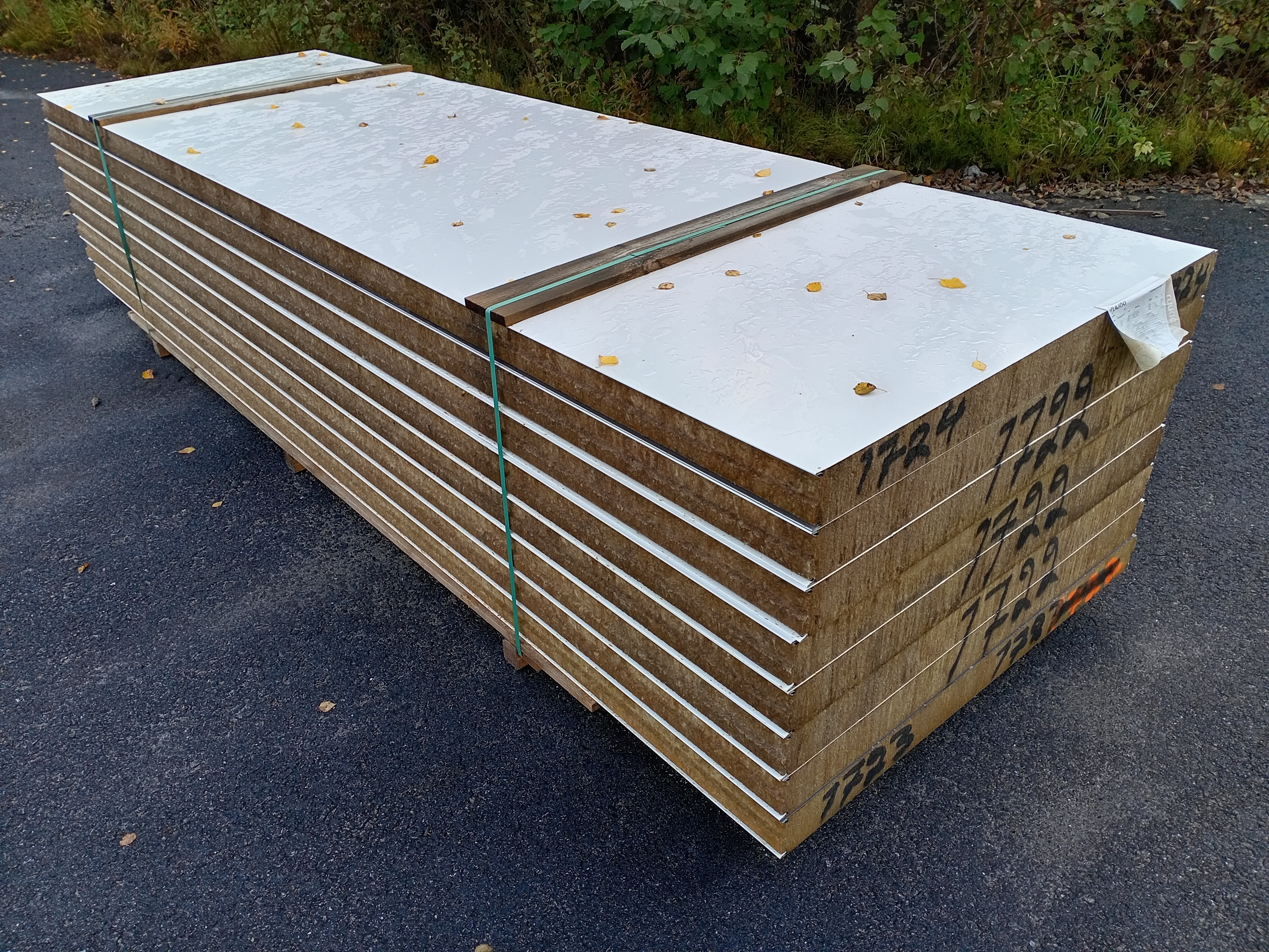 Ruukki SPA100W - NO 1724 (4000mm, 20/SSCR)