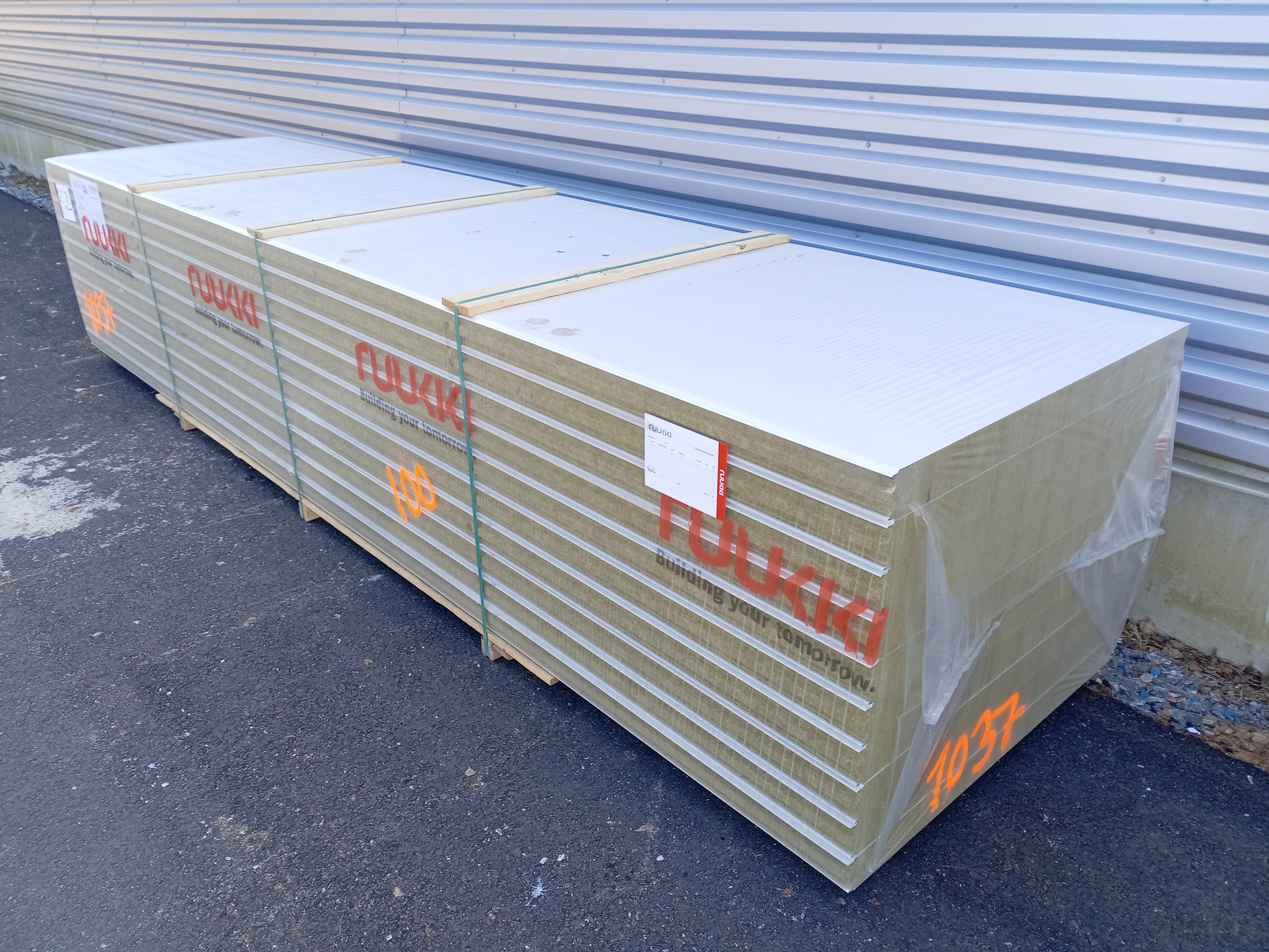 Ruukki SPA100W2 - NO 1037 (5000mm, 20/20)