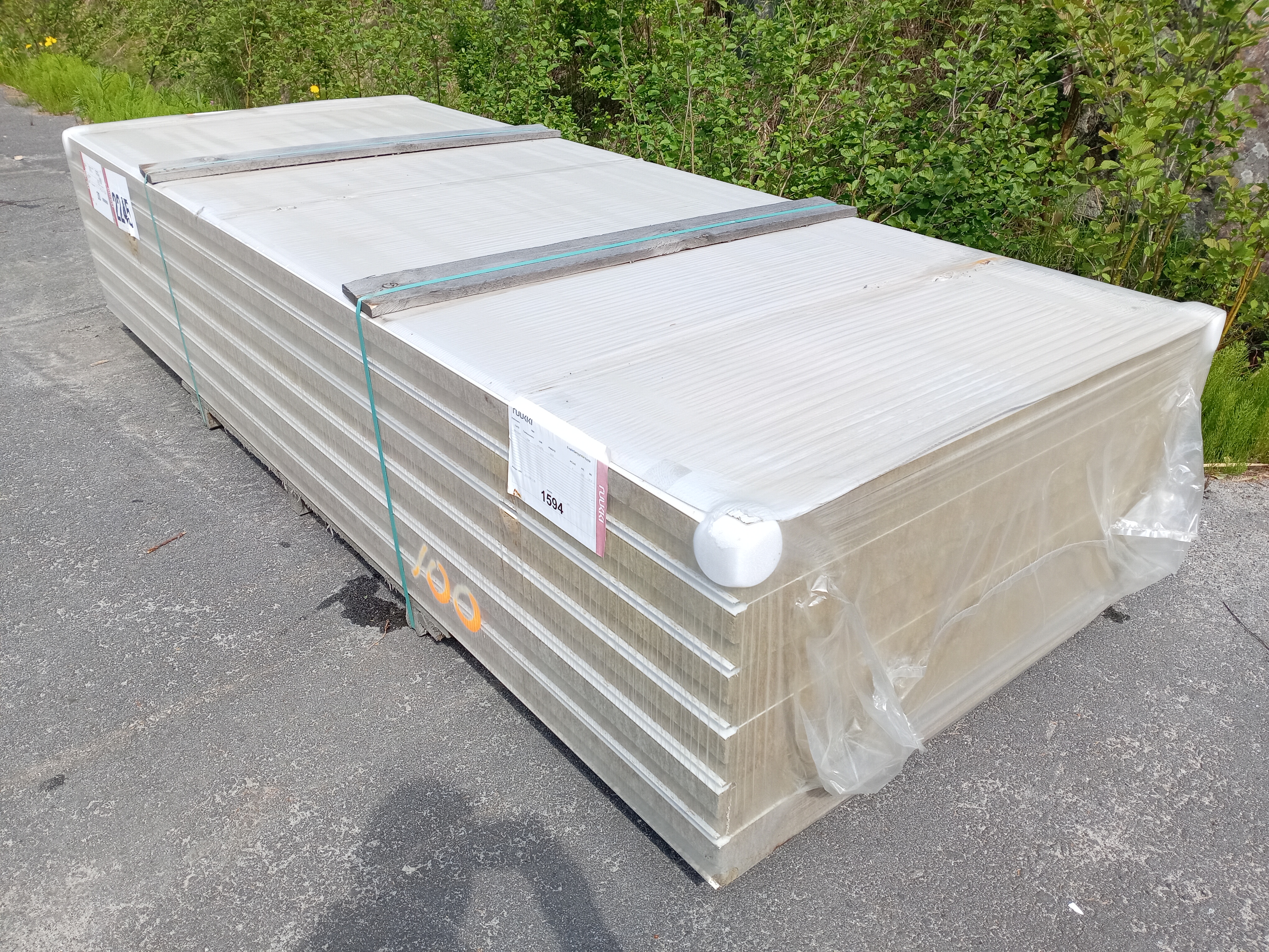 Ruukki SPA100W5 - NO 1594 (3000mm, 20/20)