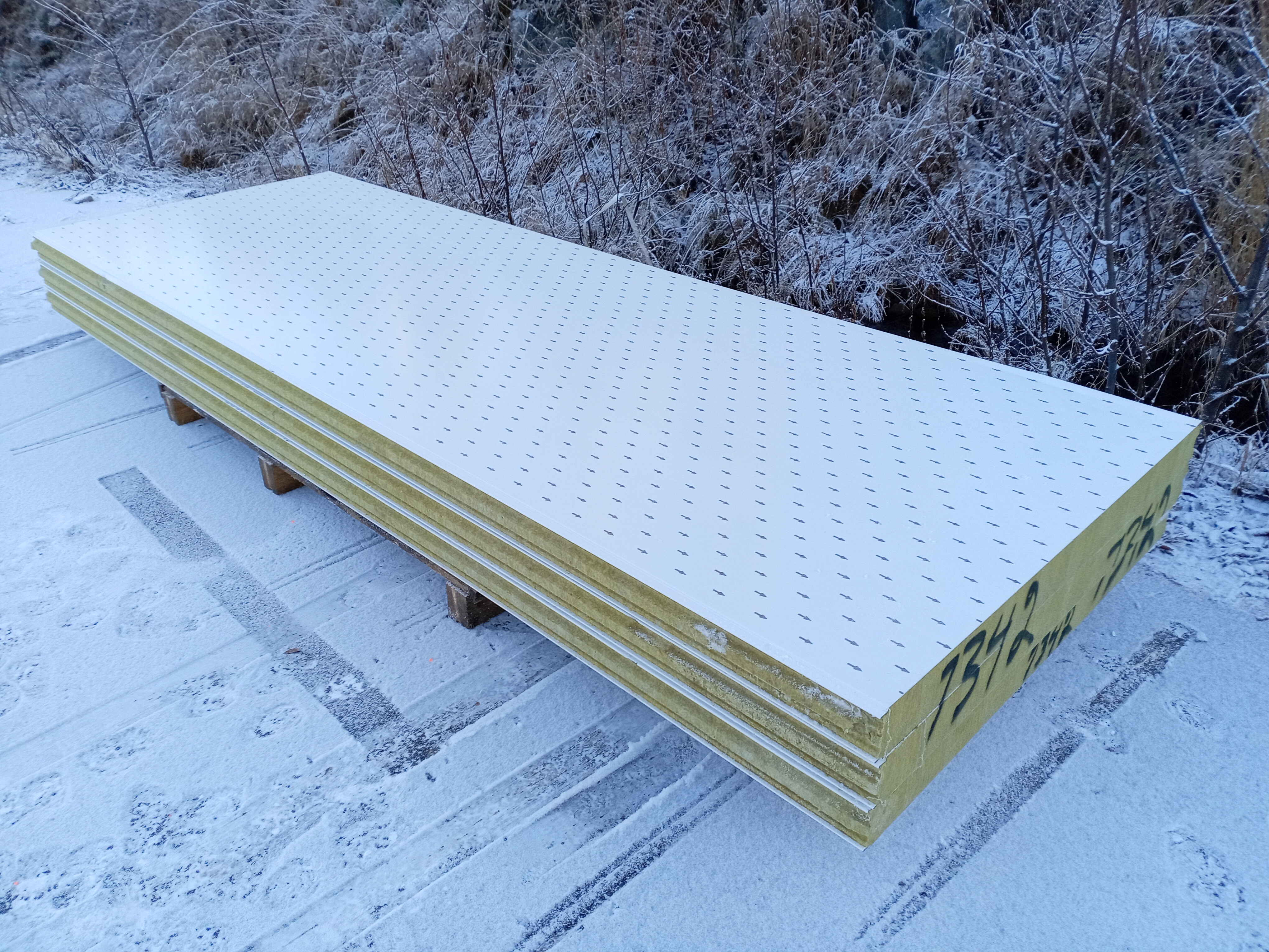 Ruukki SPA100W5 - NO 1342 (3570mm, 20/20)