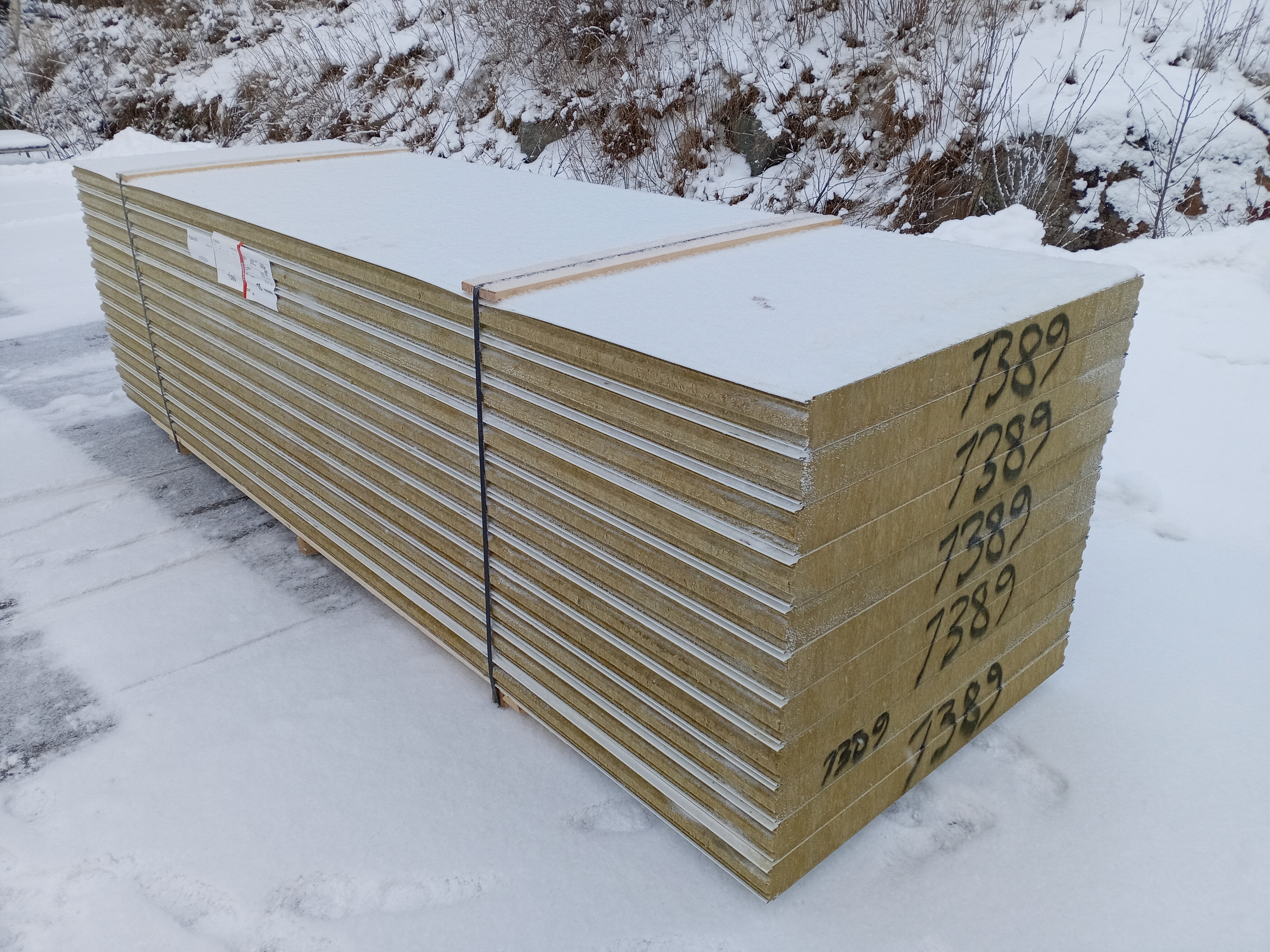 Ruukki SPA100W5 - NO 1389 (4000mm, 20/20)