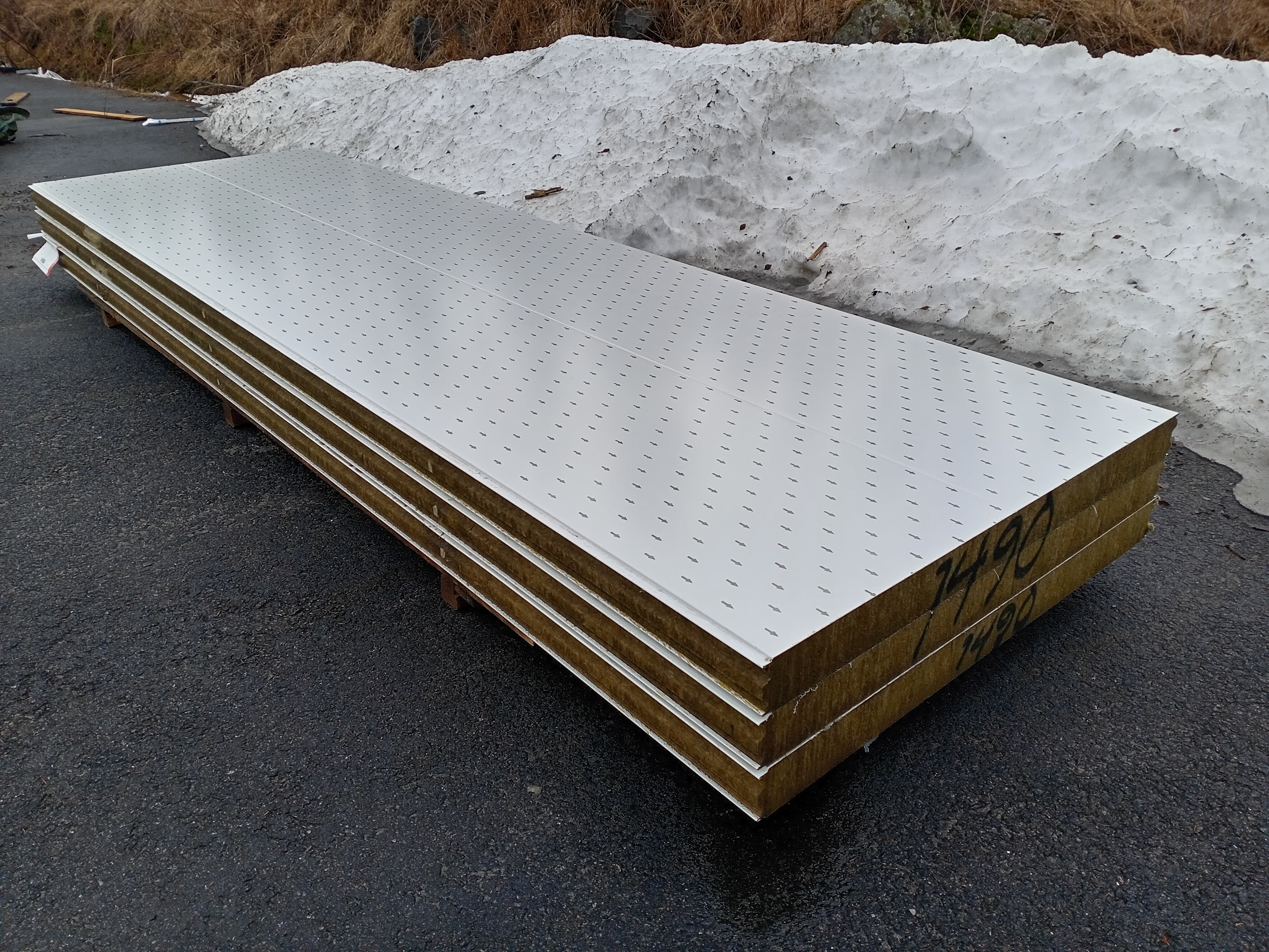 Ruukki SPA100W - NO 1490 (4000mm, 20/20)