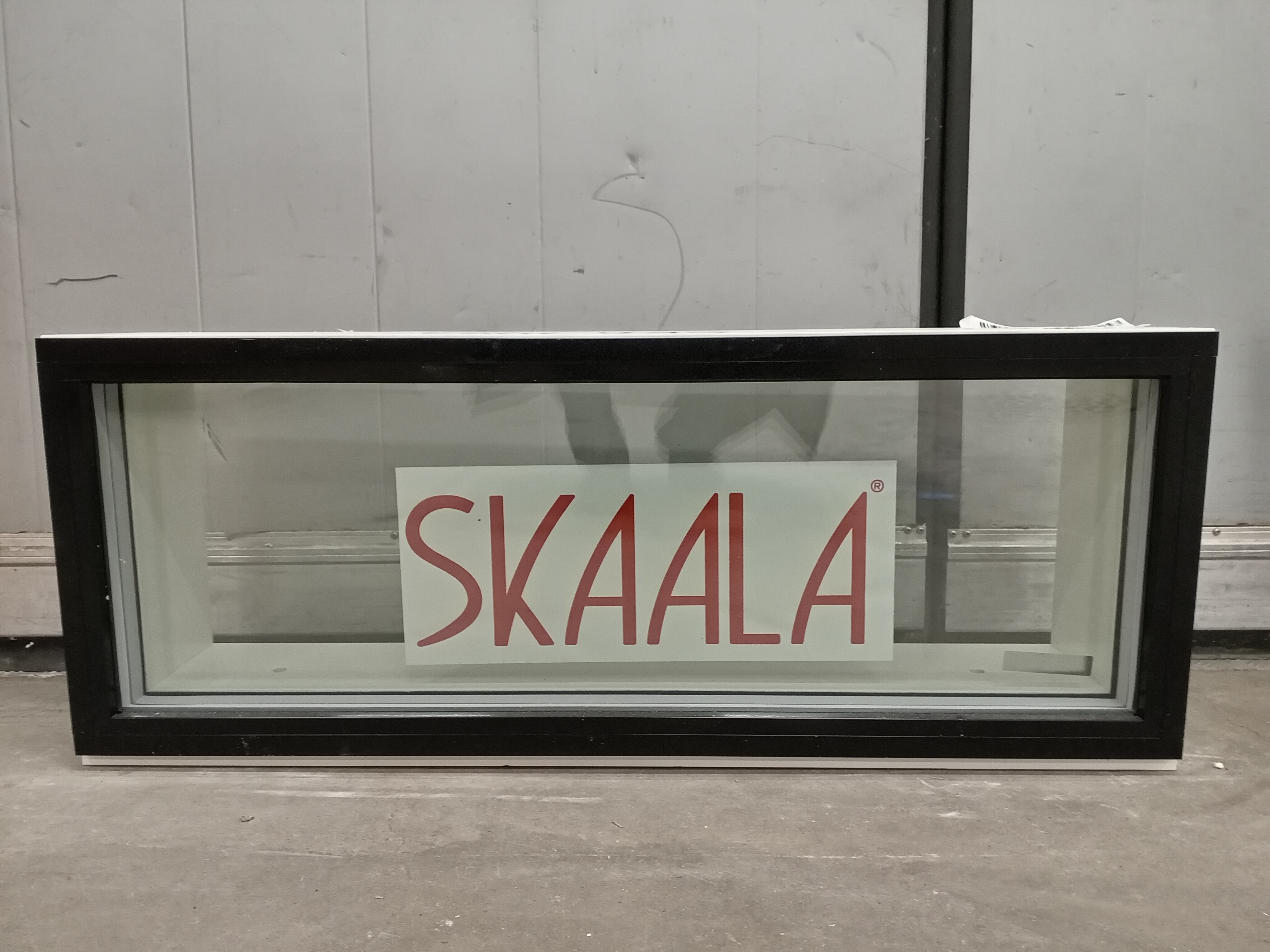 SKA-1483 Skaala, ULEKB20_210, 990x390, Valk/Musta, 3K4