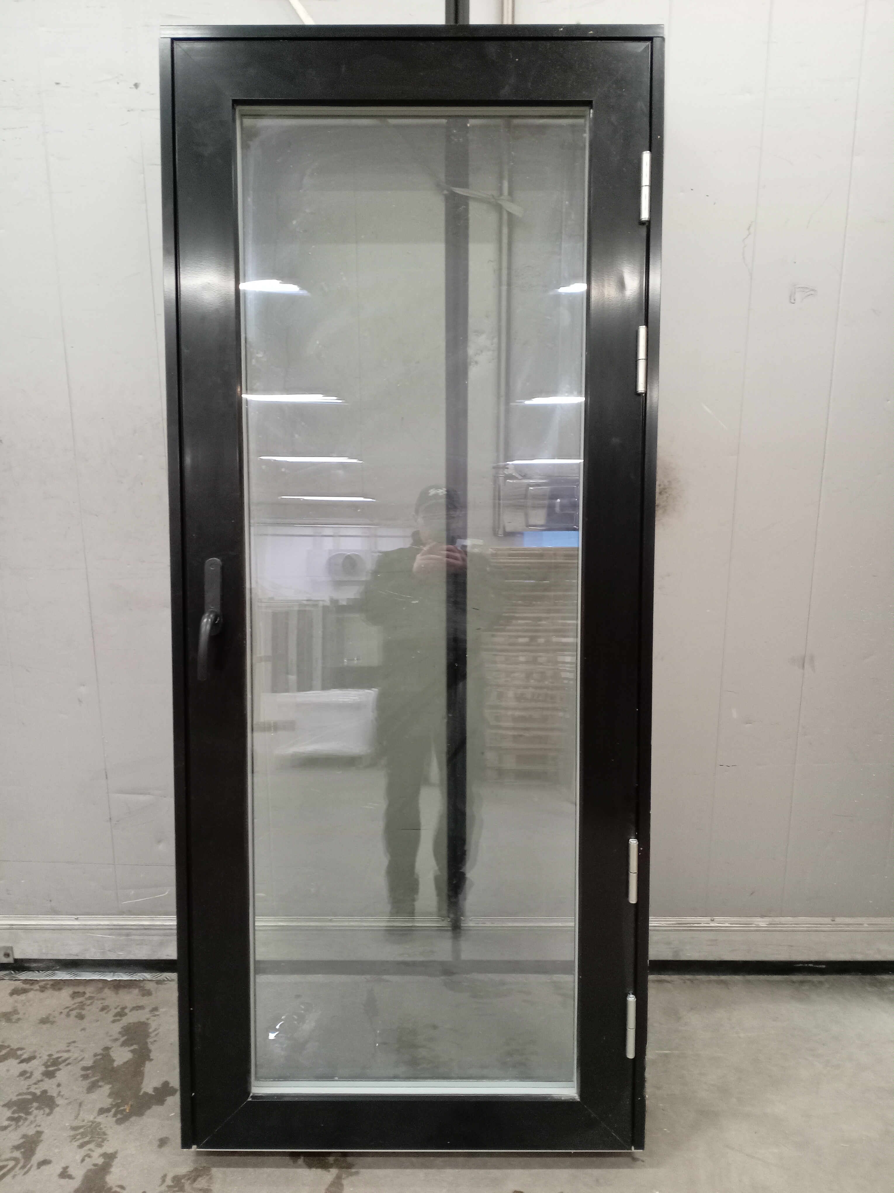 SKA-1610 Skaala, ALFA_IOAK_FF HG, 890x2090, Höger, Svart