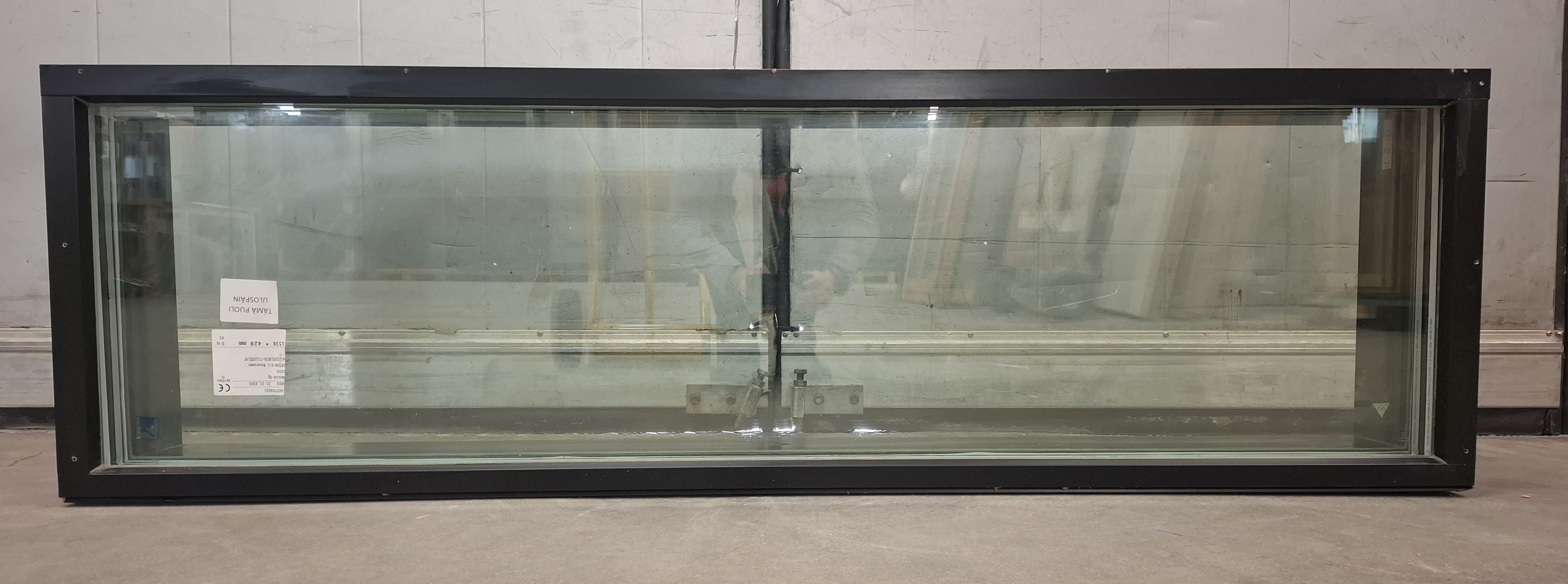SKA-1582, Skaala MEKA_200, 16x5 (1590x490), 3K, EI30 brandfönster, svart