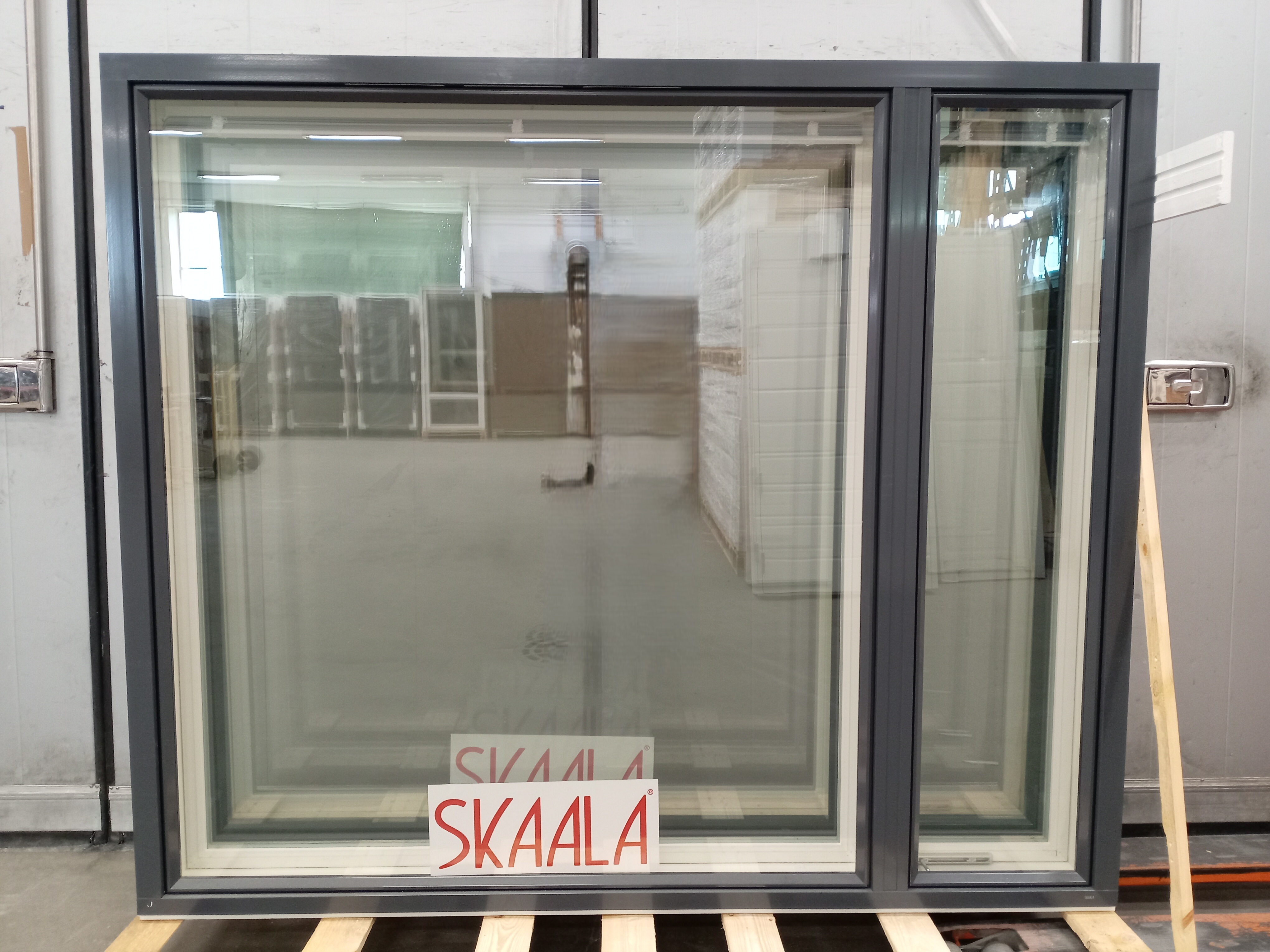 SKA-1656 Skaala, BEETA175_Aukea+, 1980x1680, Valk/Harm, B-MALLI
