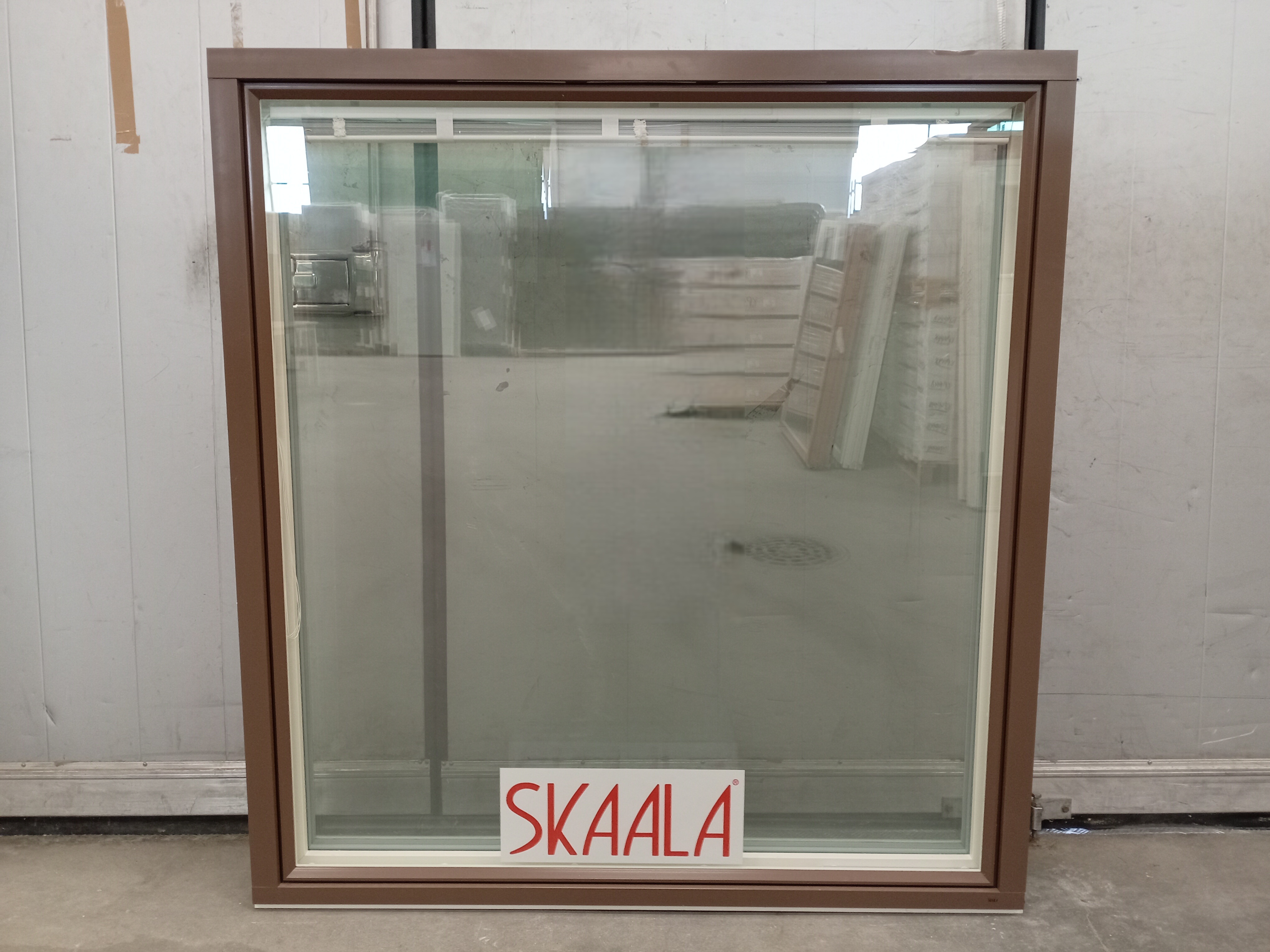 SKA-1672 Skaala, ALFA131_Arvo+, 1470x1570, Valk/Rusk, OIK TI, 4K