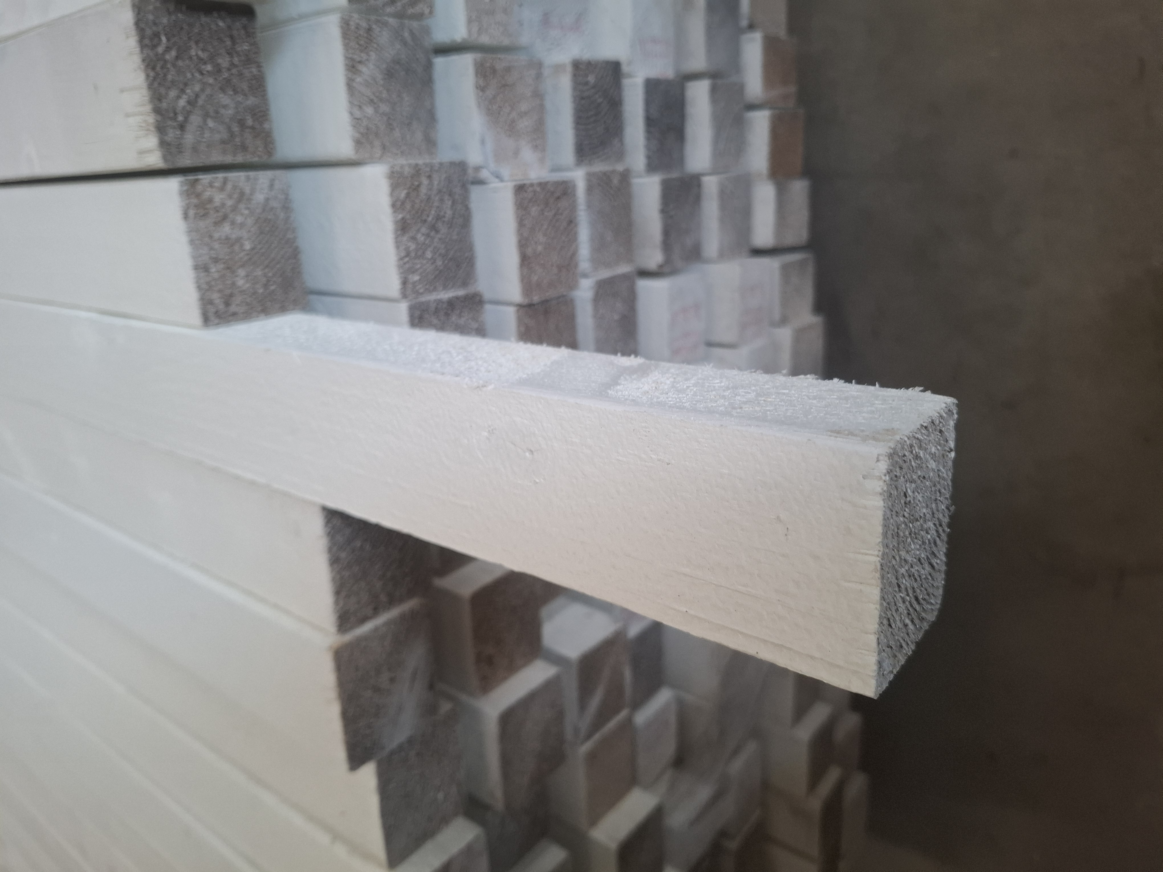 Ribba / terrass staketstolpe vit 57x47 - 4500mm 1€/m