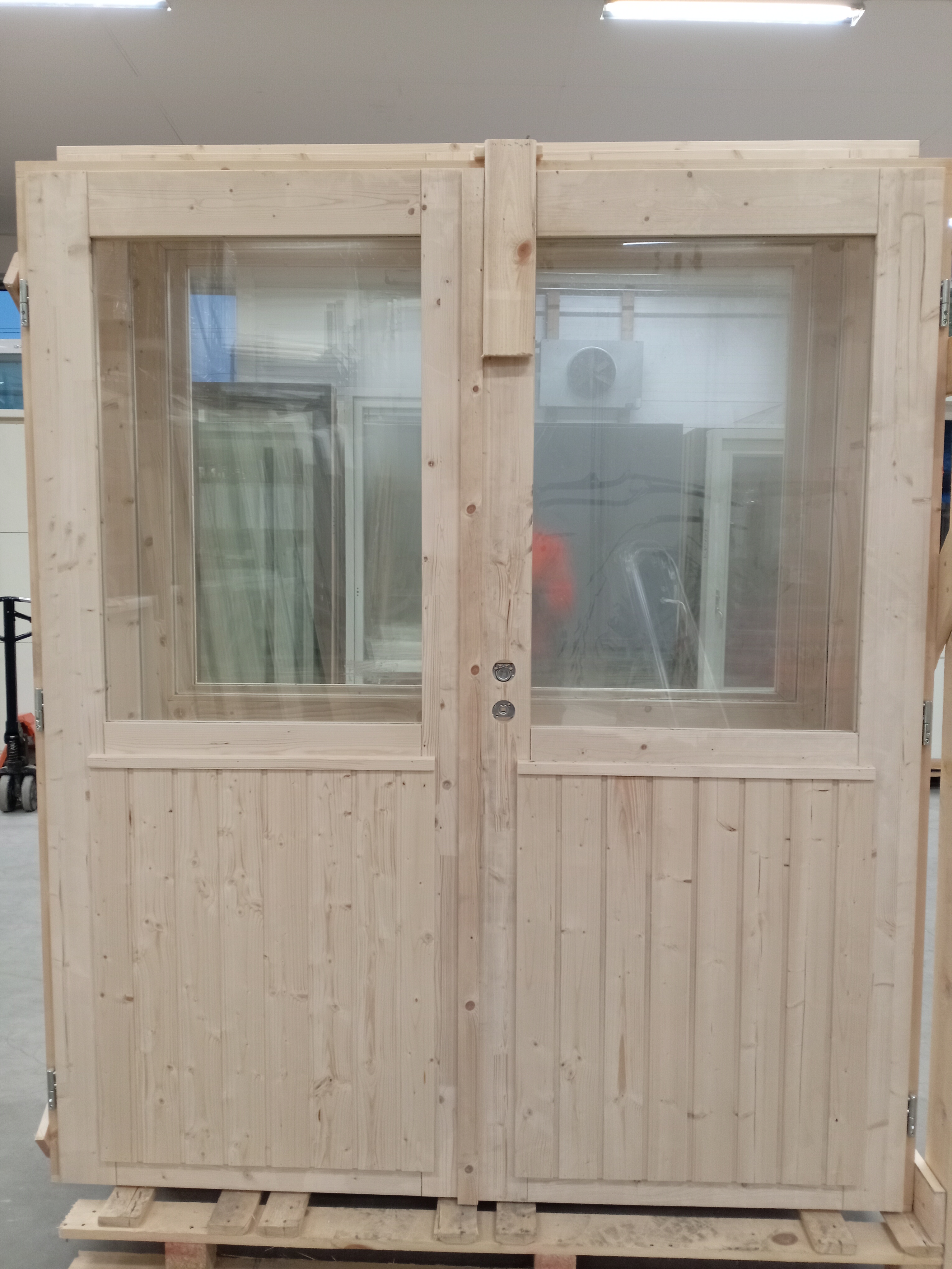 Timber-77, Mökki-92 DUBBEL, 17x20 (1700x1980), Höger, Träfärdig