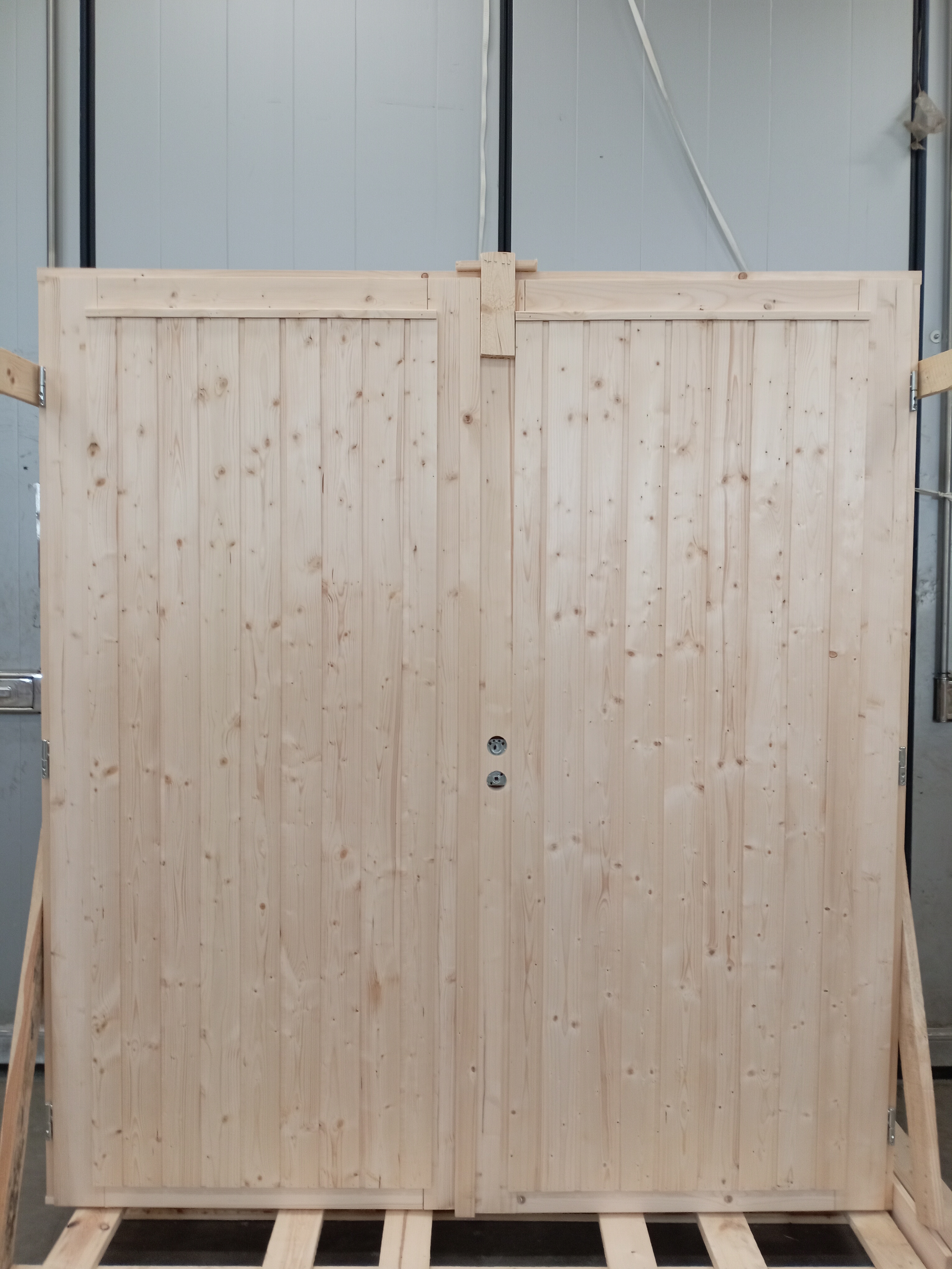 Timber-87, Mökki-92 DUBBEL UMPI, 17x18 (1700x1778), Höger, Trä